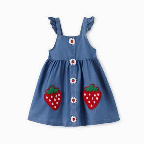 Vestido de manga ondulada con bordado de fresa de mezclilla refrescante para niña pequeña