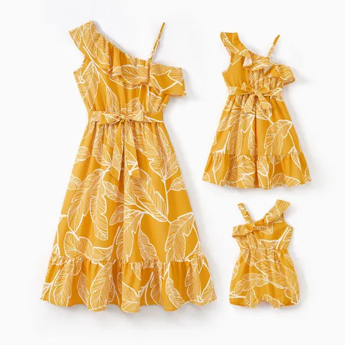 Mommy and Me Gelbes Kleid mit Rüschenbesatz und verstellbarem Schulterriemen