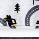 طقم تي شيرت بأكمام قصيرة مطبوع عليه مركبة طريق للأولاد الصغار من قطعتين ومجموعة شورت رمادي مرن مرقط باللون الرمادي