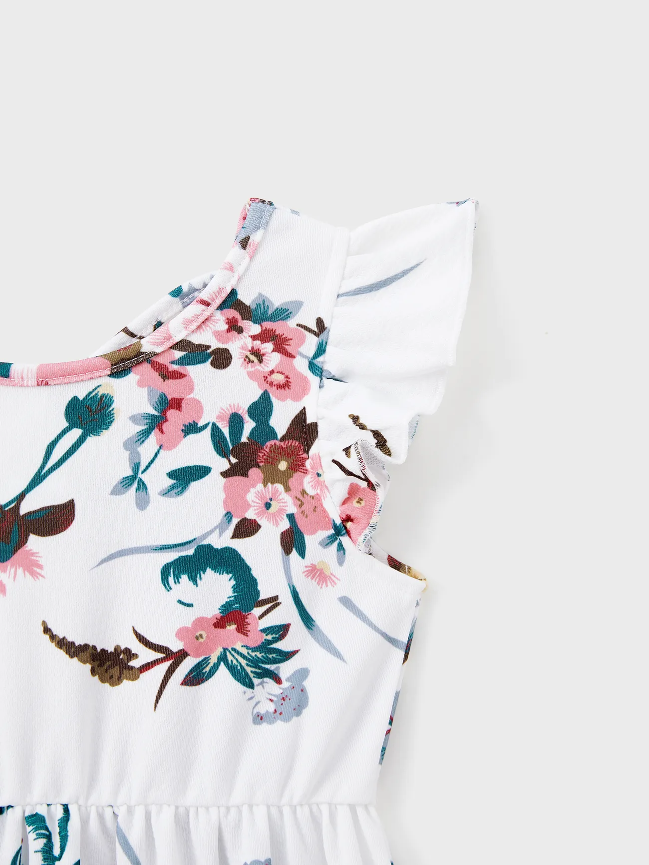 Girl - Family Matching All Over Floral Print Spaghetti Strap Dresses and Colorblock Short-sleeve T-shirts Sets - White - image 8