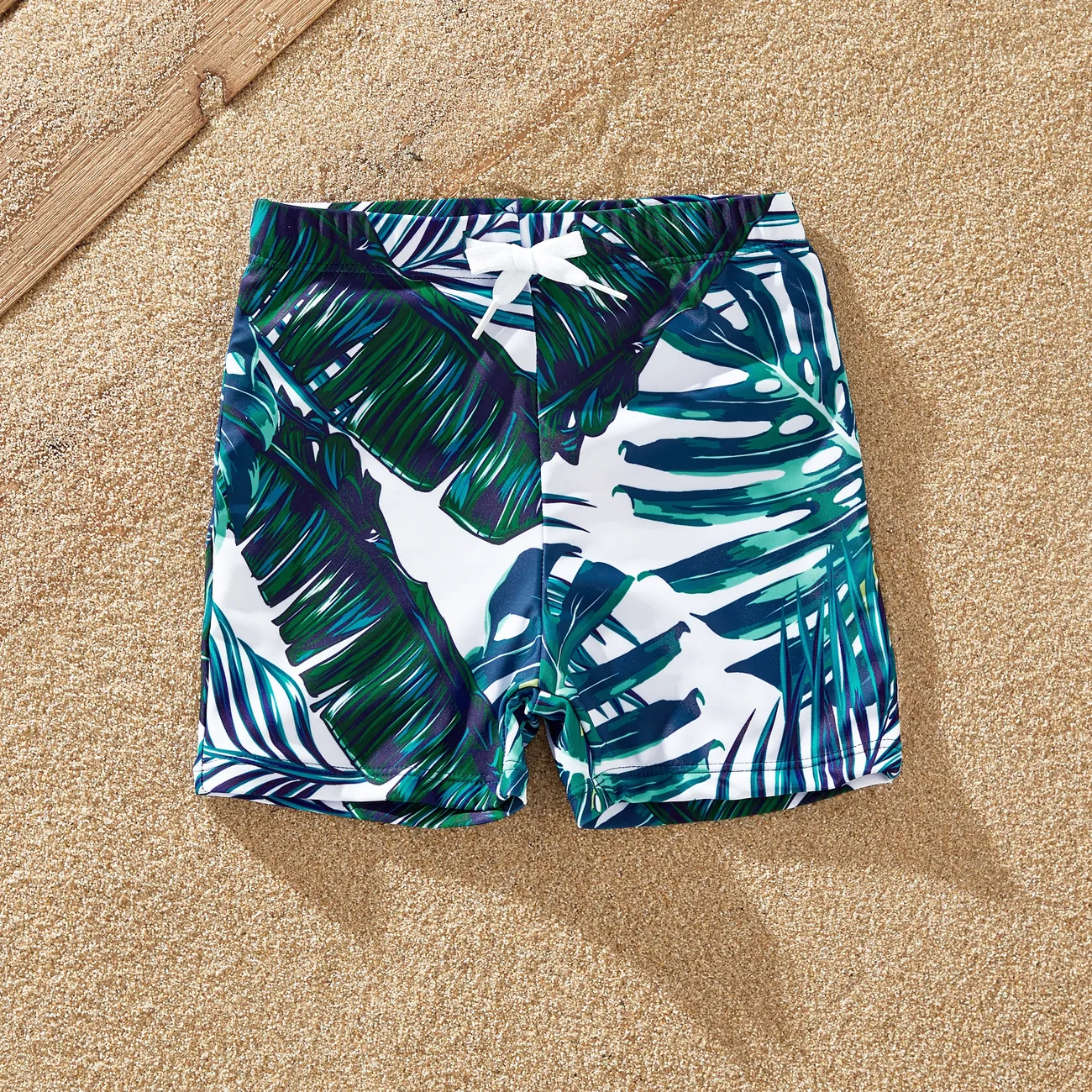 Family Matching Allover Palm Leaf Print Crisscross One-piece Swimsuit and Swim Trunks