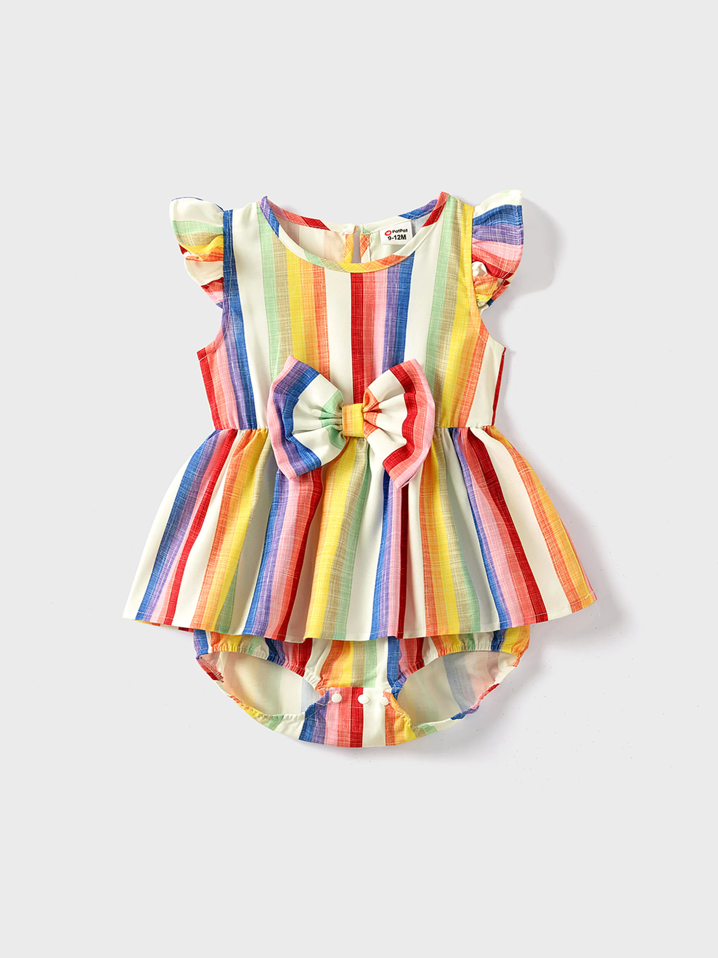 

Family Matching Colorful Striped V Neck Flutter-sleeve Dresses and Short-sleeve T-shirts Sets