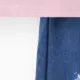 قطعتان من تي شيرت وردي بأكمام طويلة وطبعة للفتيات الصغيرات ومجموعة من الجينز الممزق بحزام زهري