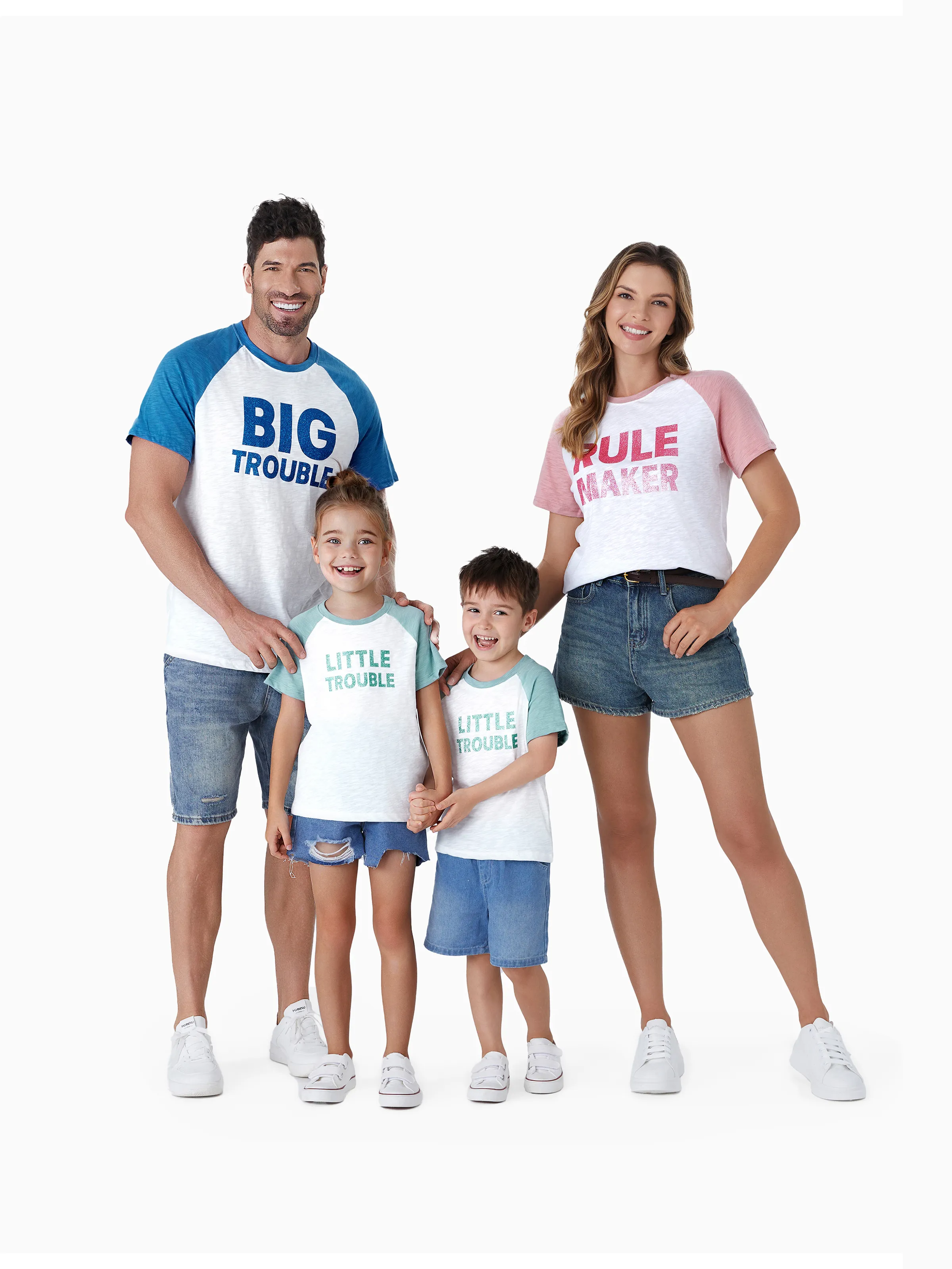 Familie Matching Fun Words Glänzender Buchstabe Raglan Ärmel Top