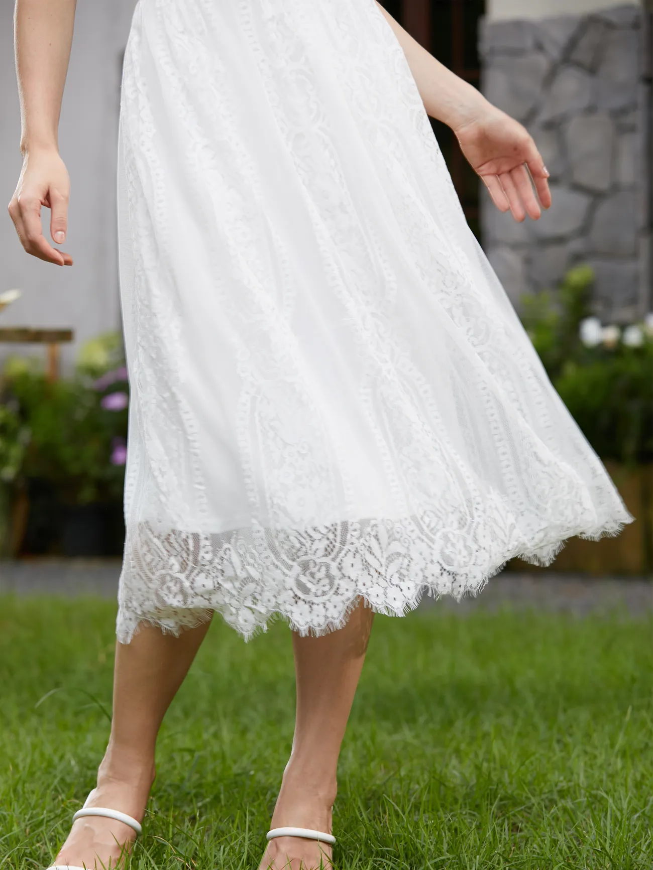 Women - White Lace Dresses Mommy and Me - Elegant Dresses for Wedding Guest (Short Sleeves) - White - image 5