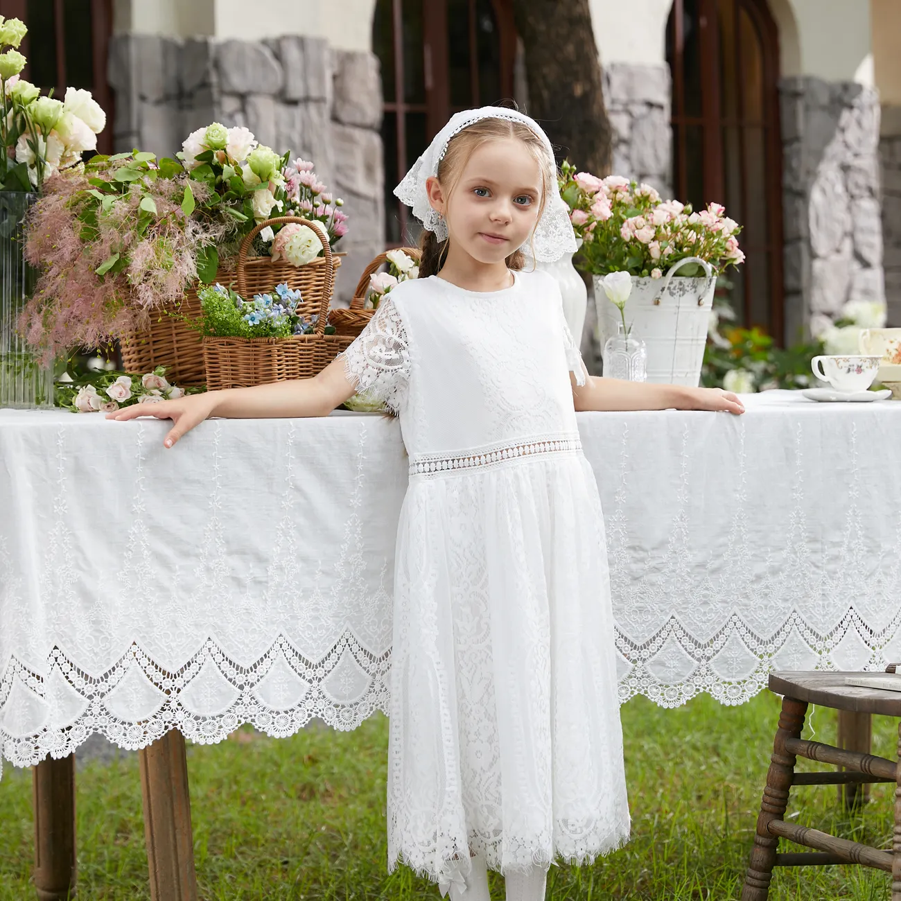 Mommy and Me White Elegant Lace Design Short Sleeves Dress