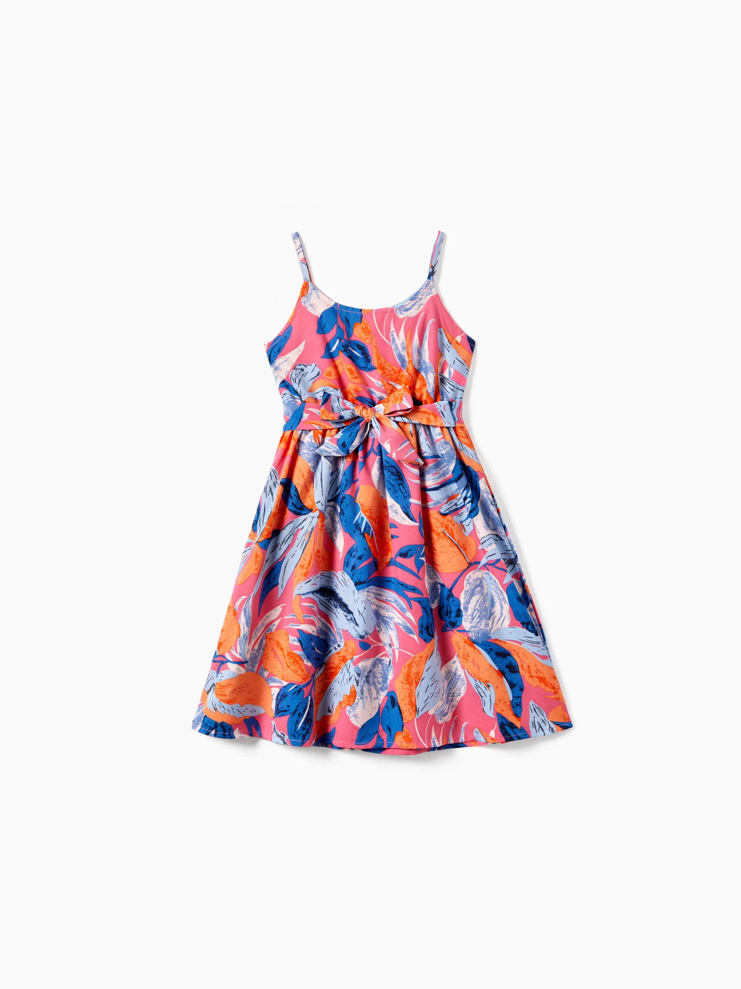 

Family Matching Colorblock T-shirt and Floral Wrap Top Strap Dress Sets