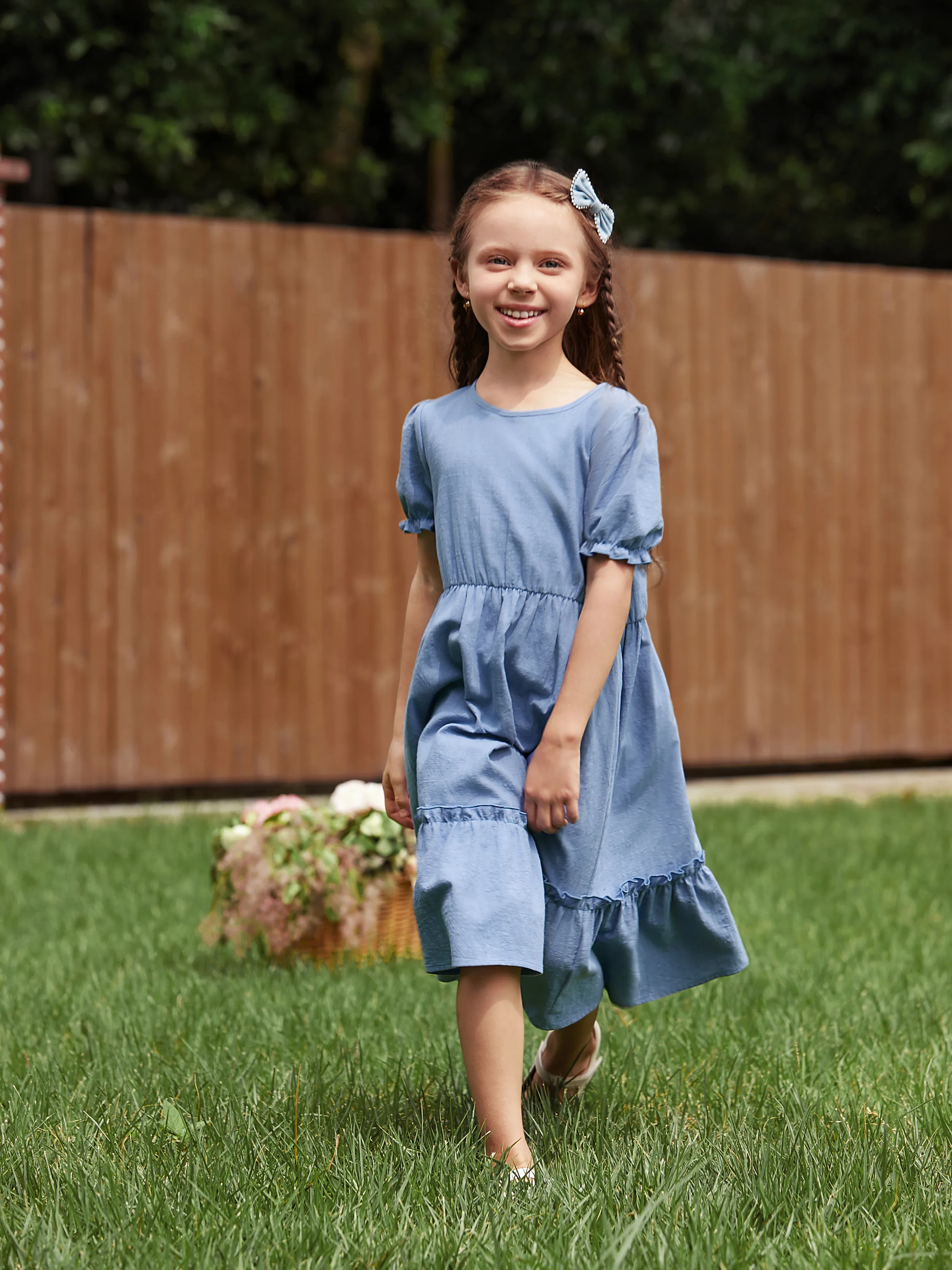 

Mommy and Me Blue Cotton Round Neck Bubble Sleeves Ruffle Hem Dresses