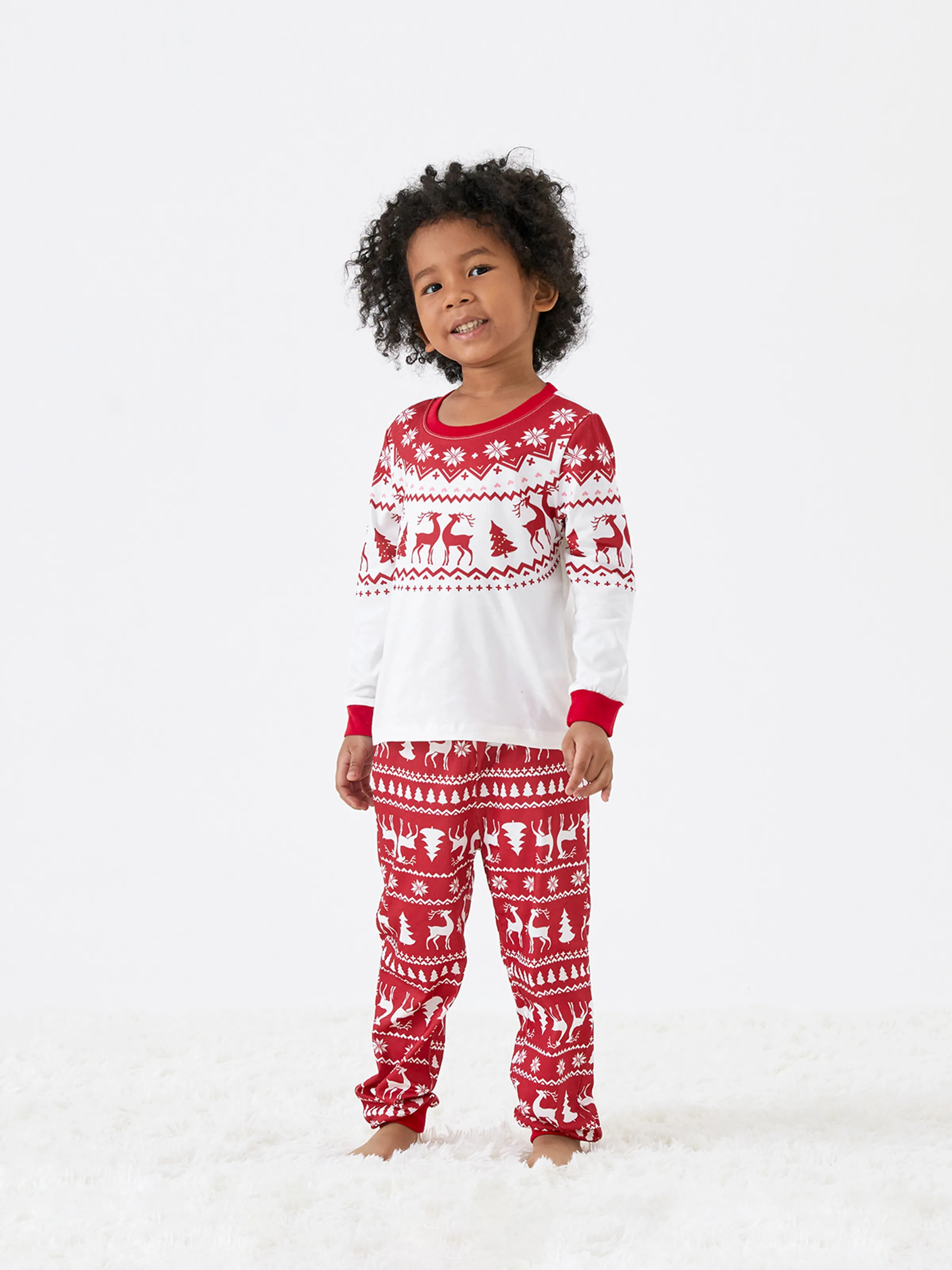 

Christmas Reindeer and Snowflake Print Family Matching Pajamas Sets