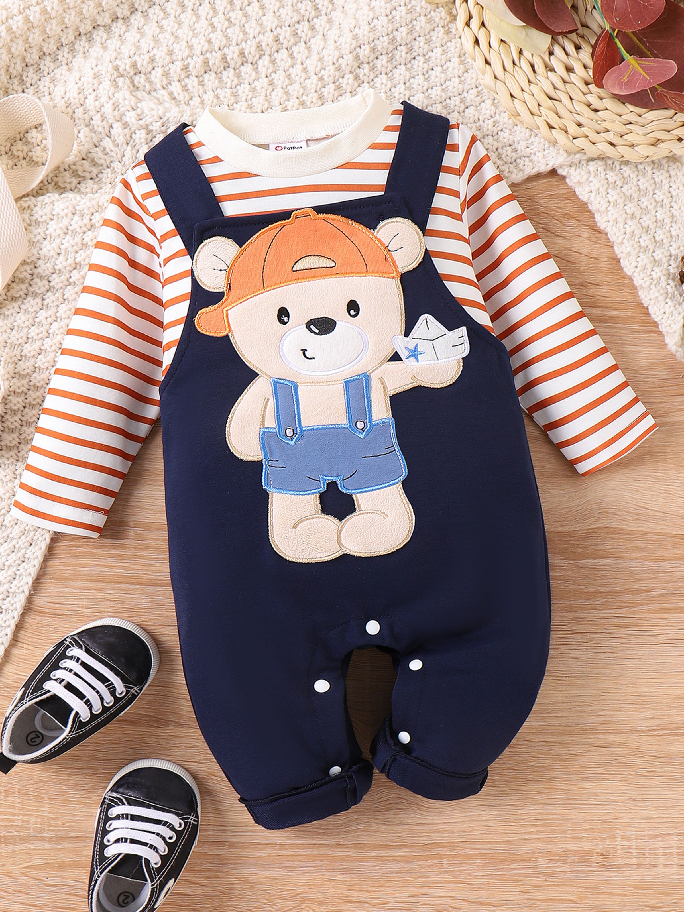 

Baby Boy 2pcs Stripe Tee and Bear Embroidered Overalls Set