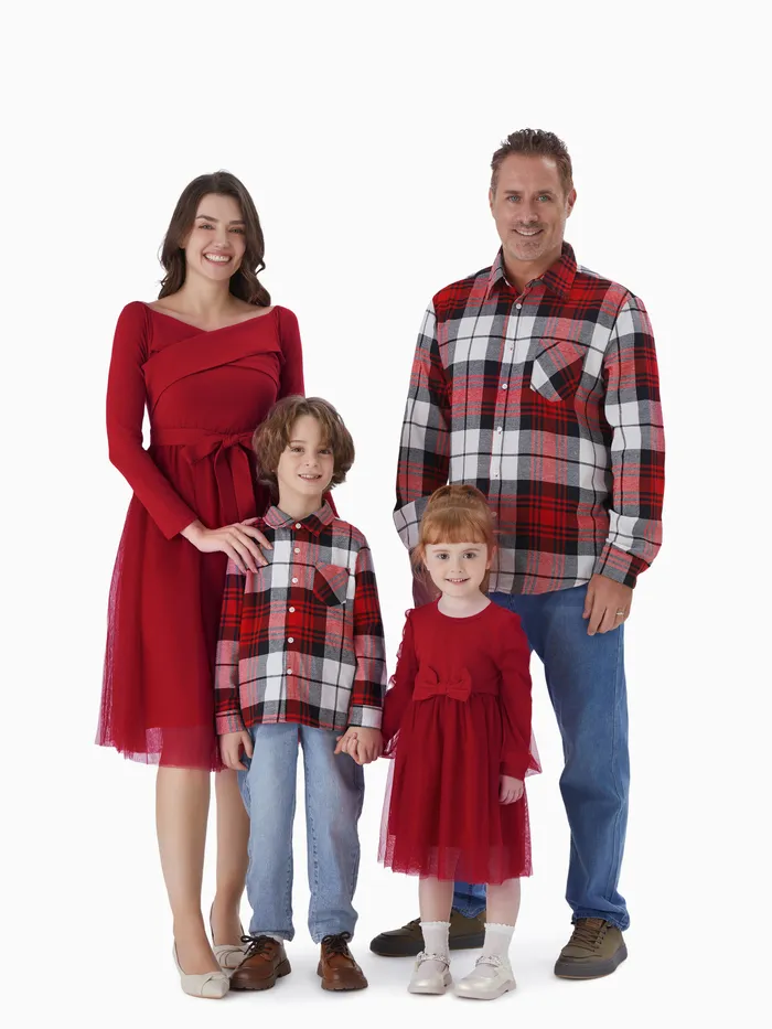 Famille assortie Chemise à carreaux Tops et Robes ceinturées en maille rouge Ensembles