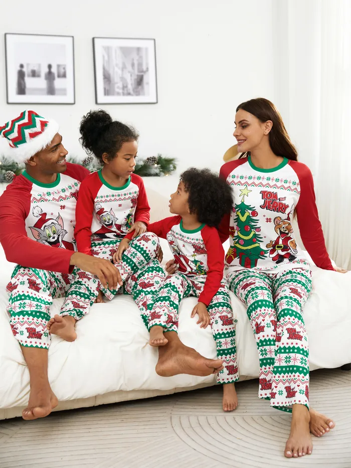 Tom and Jerry Family Matching Joyly Christmas Character Print Pajamas Sets (Flame Resistant)