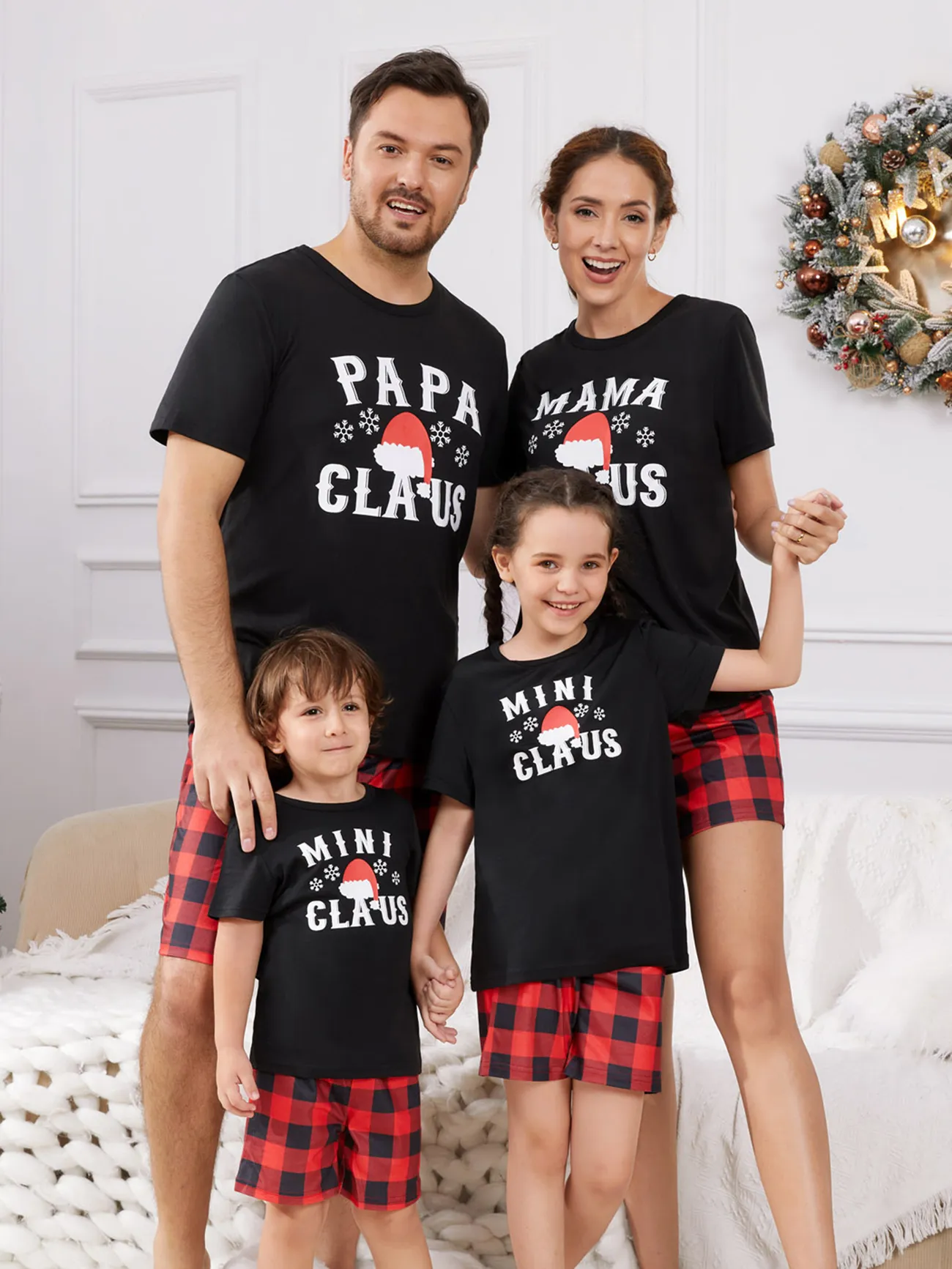 Matching Family Pajamas Black Short-sleeve Christmas Hat Letter Print & Plaid Pajamas Pants