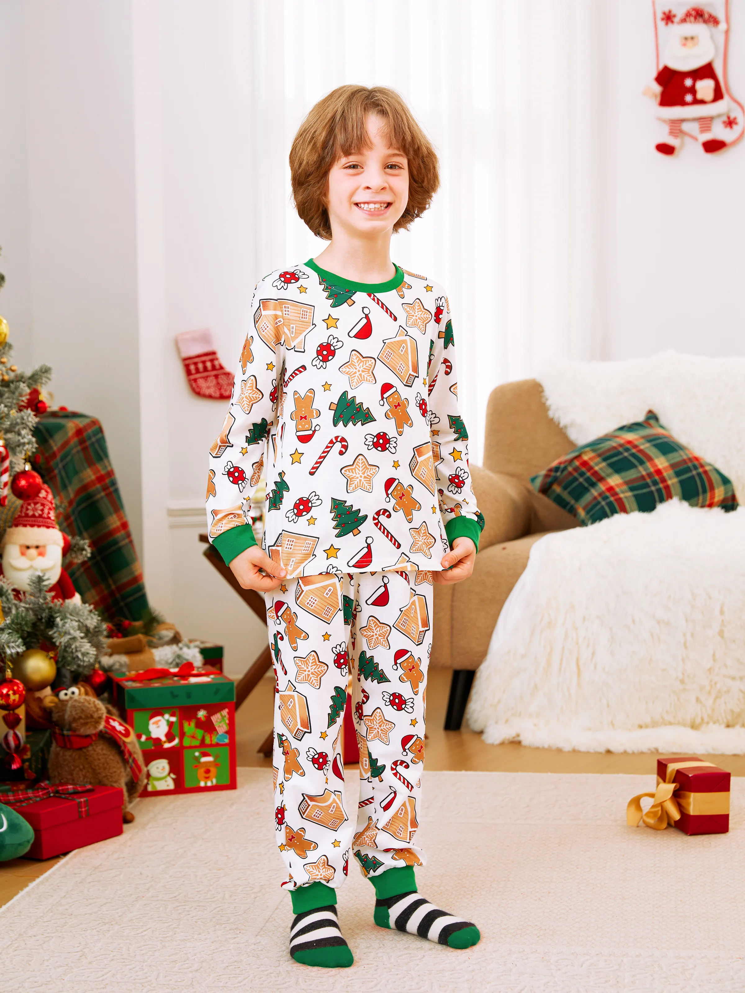 

Gingerbread House Pajamas Matching Family Green Christmas PJs Sets