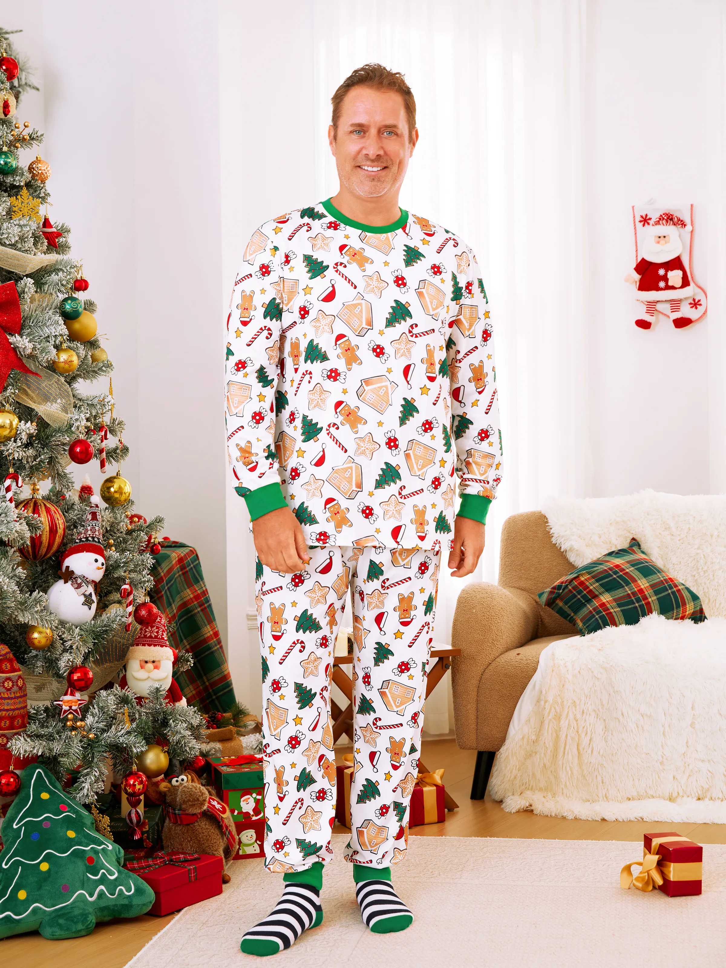 Weihnachts-Familien-Pyjama-Set Aus Polyester-Spandex-Mischgewebe, Langärmlig, Mittlere Dicke