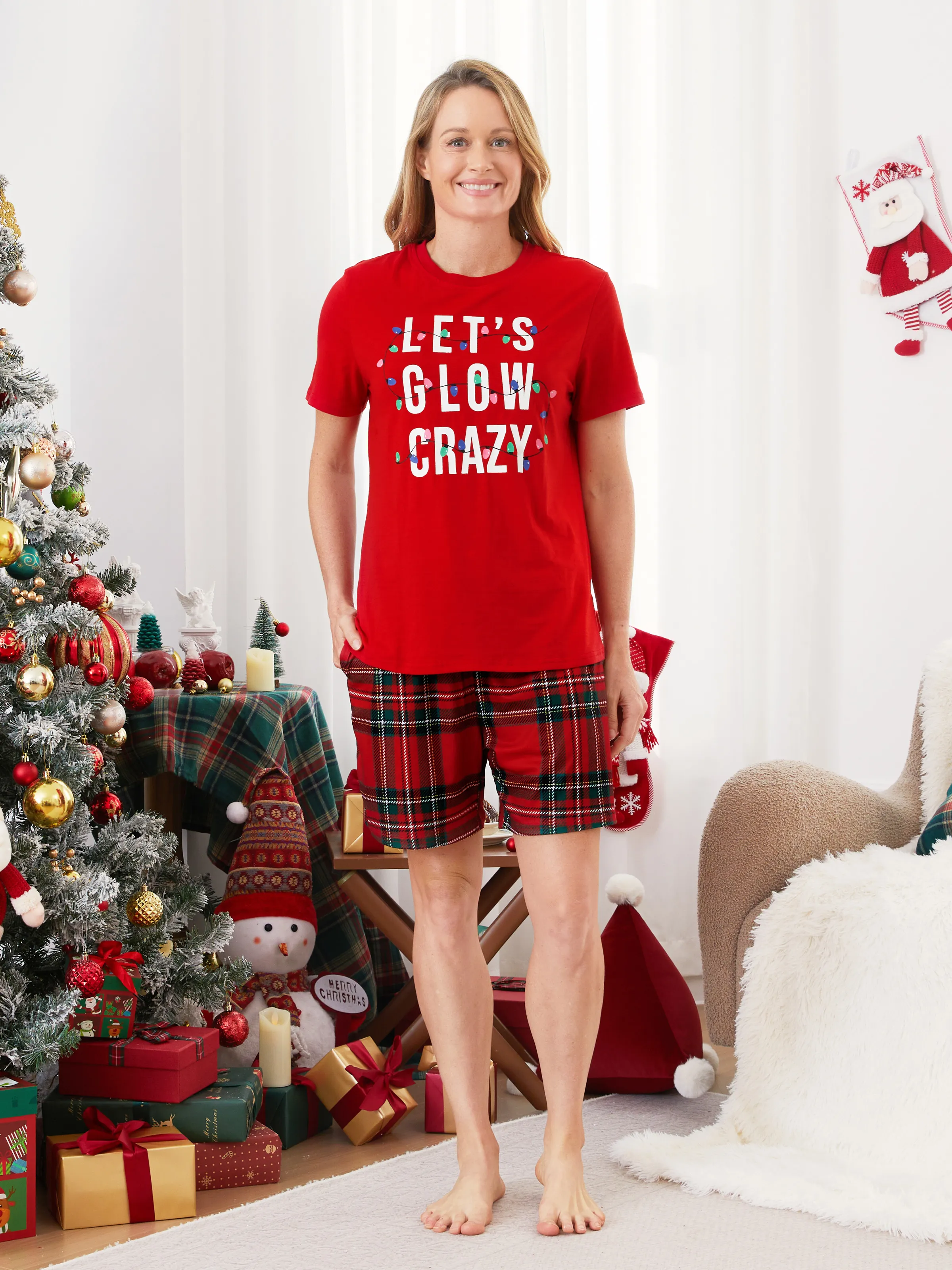 

Christmas Family Short Sleeves Glow in the Dark Plaid Christmas Light Plaid Shorts Pajamas Sets with Drawstring and Pockets