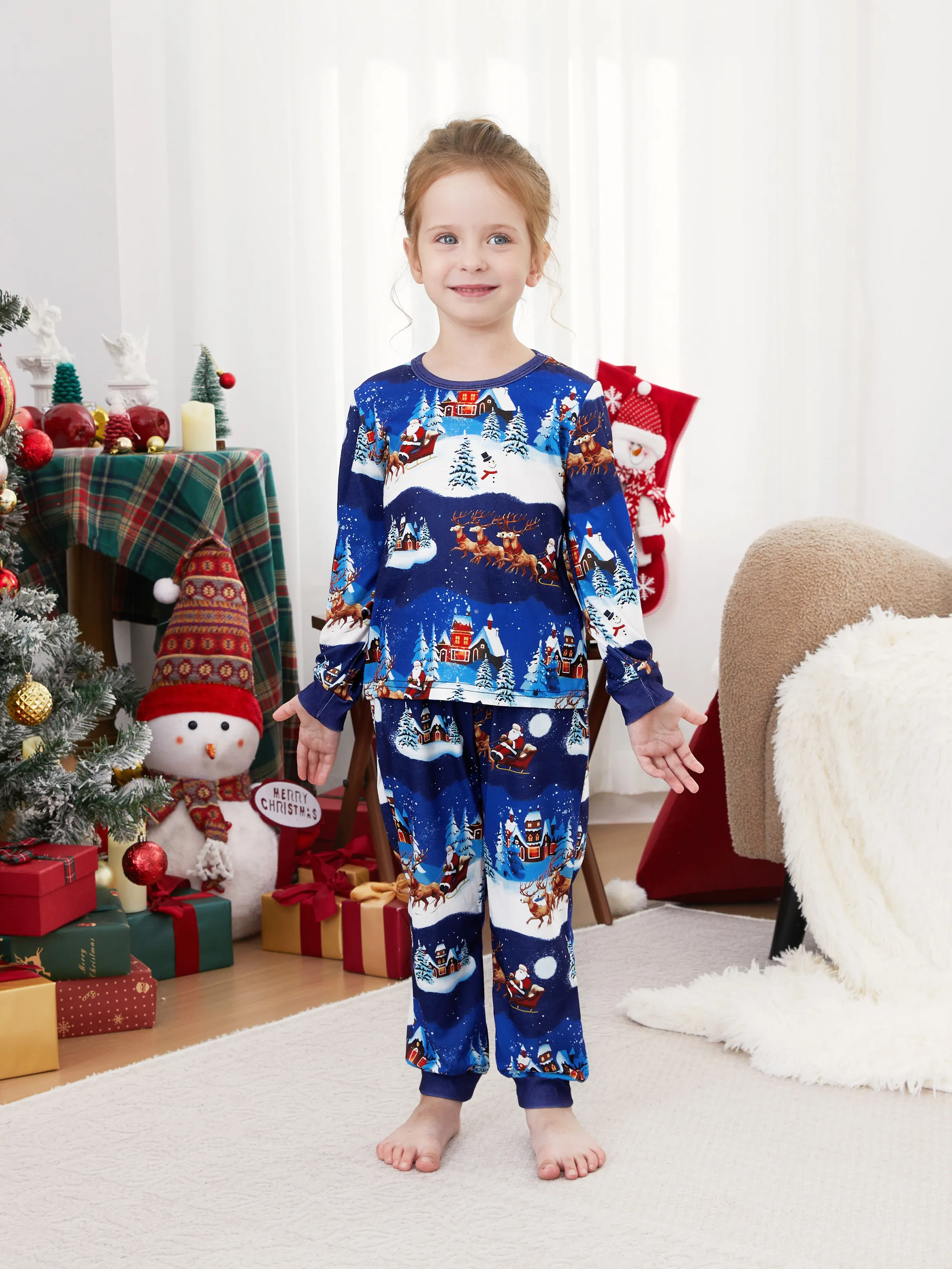 

Christmas Family Matching Santa Sleigh With Reindeer Pattern Pajamas Sets with Pockets