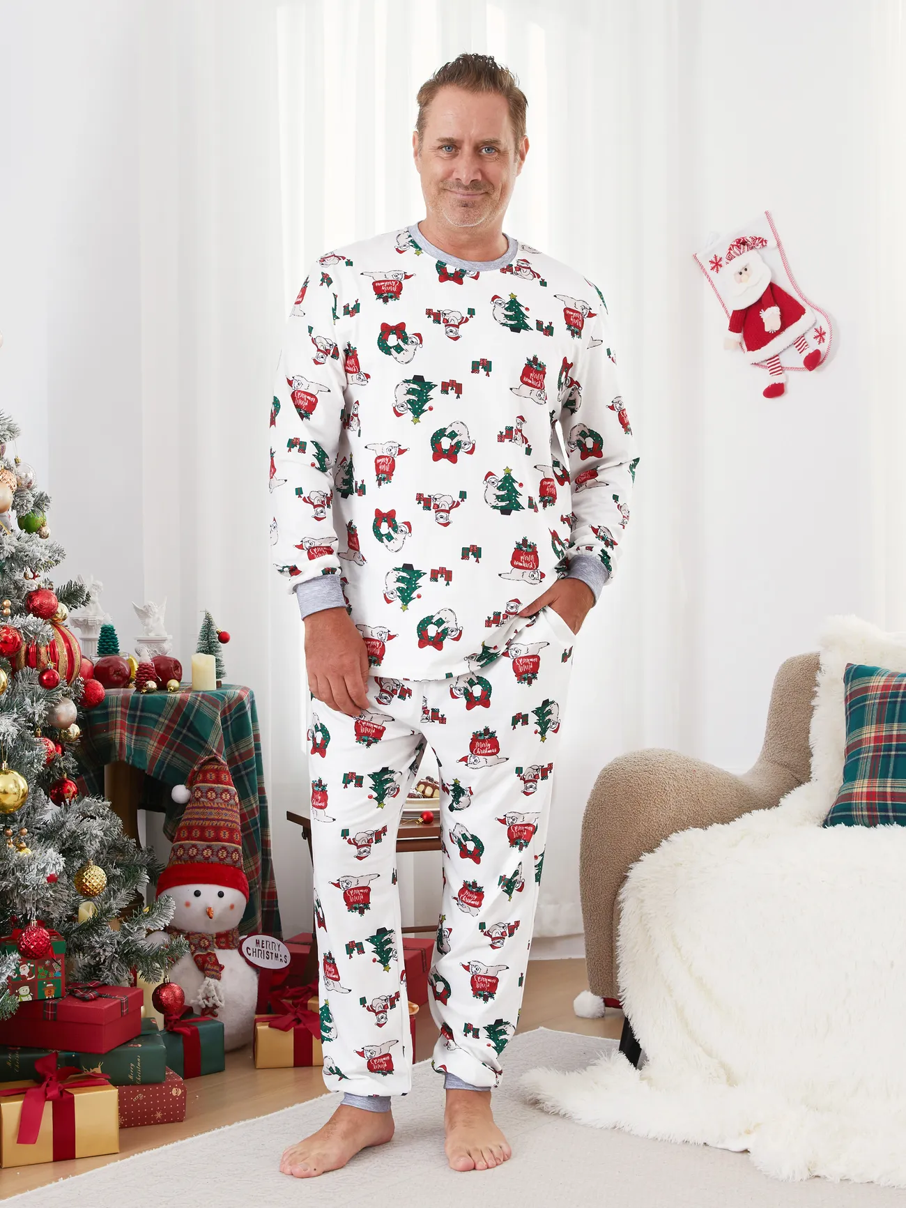 

Christmas Pajamas Family Matching Cutie Sloths Pattern Long Sleeves Pajamas Sets