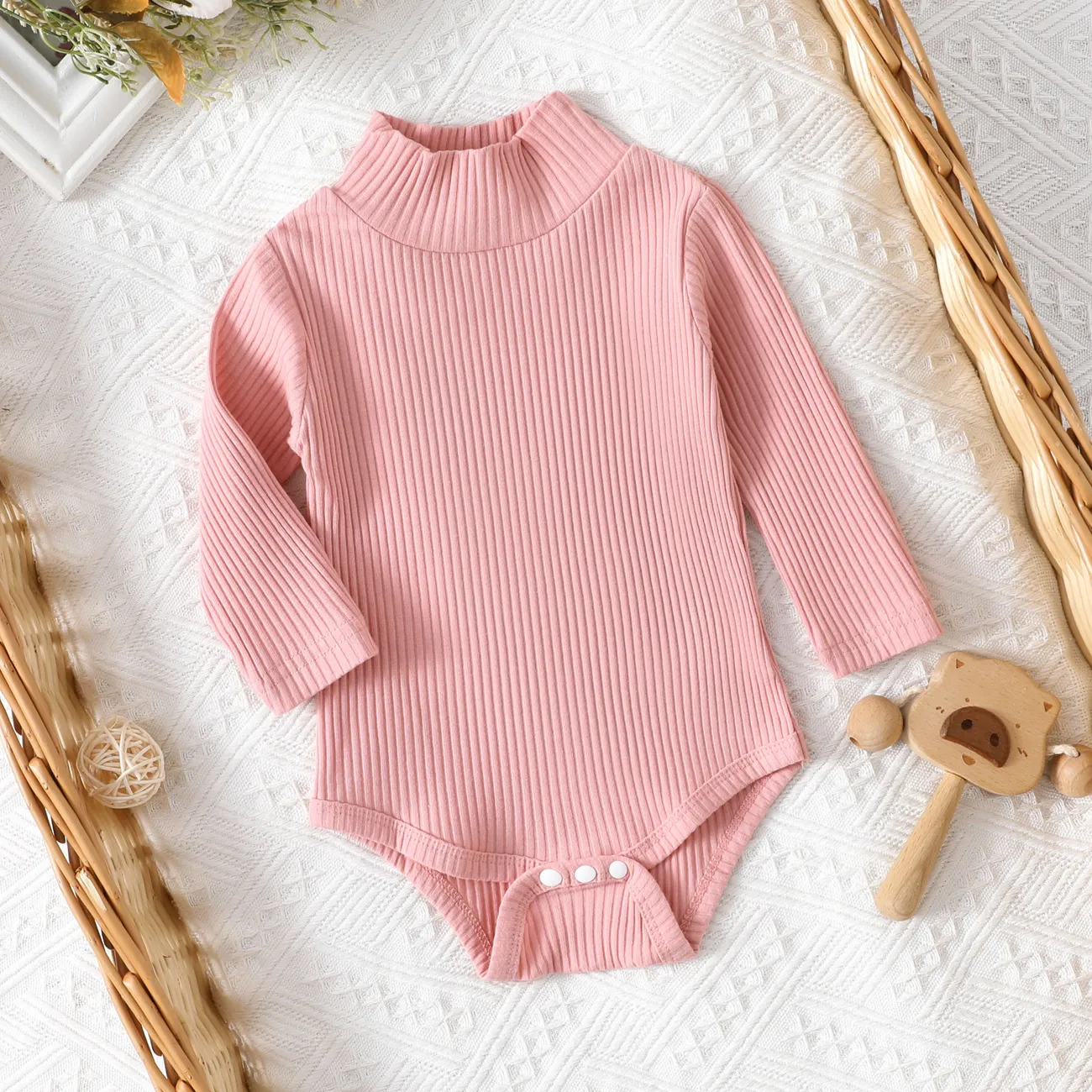Baby Boy/Girl 95% Cotton Ribbed Turtleneck Long-sleeve Romper