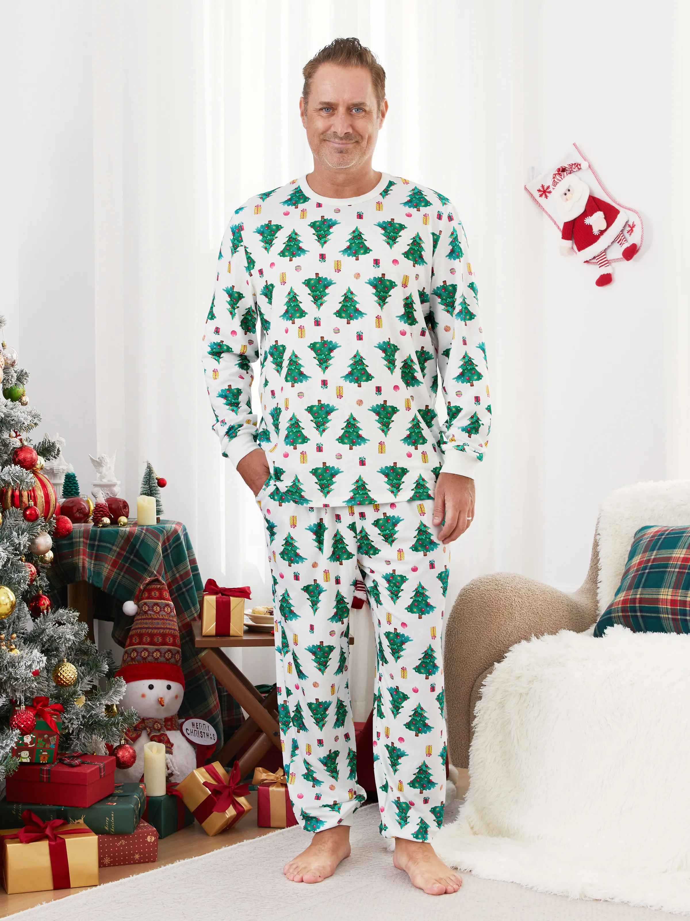 

Christmas Family Matching Allover Christmas Tree Pattern Pajamas Sets with Drawstring and Pockets