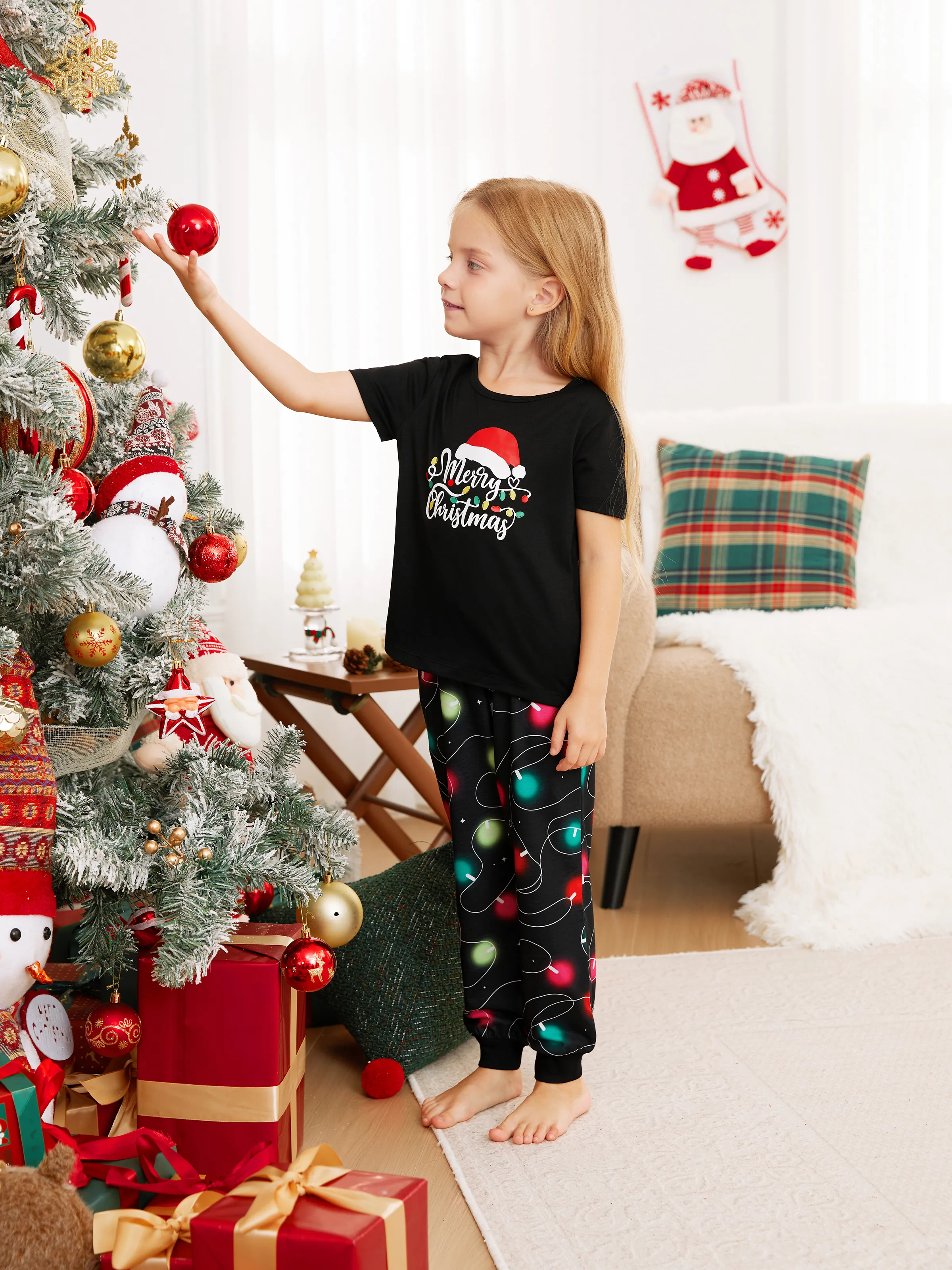 

Christmas Family Matching Letters&Festive light bulb Print Short-sleeve Pajamas Sets