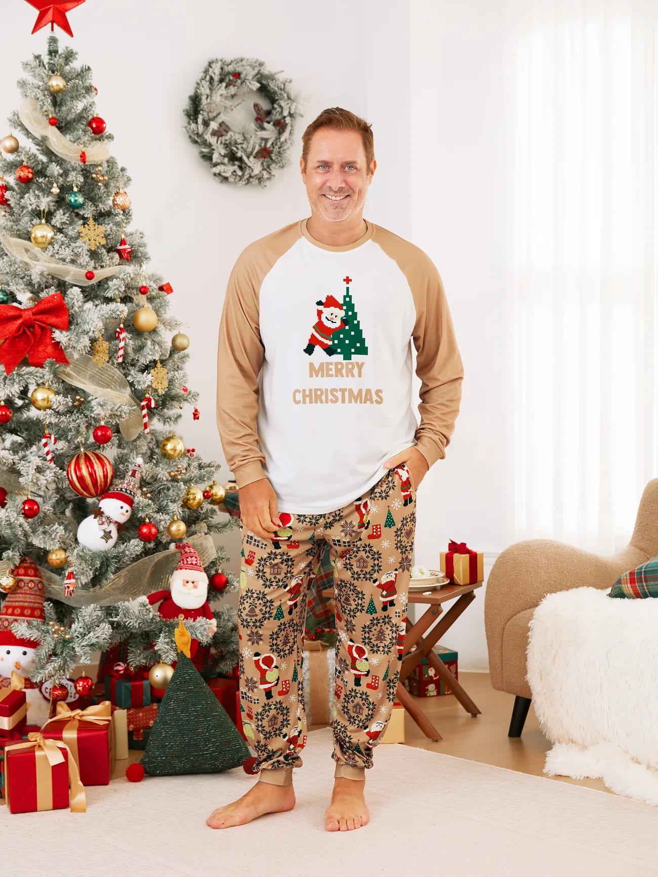 

Christmas Family Matching Pixel Art Style Raglan Sleeves Graphic Pajamas Sets with Drawstring and Pockets