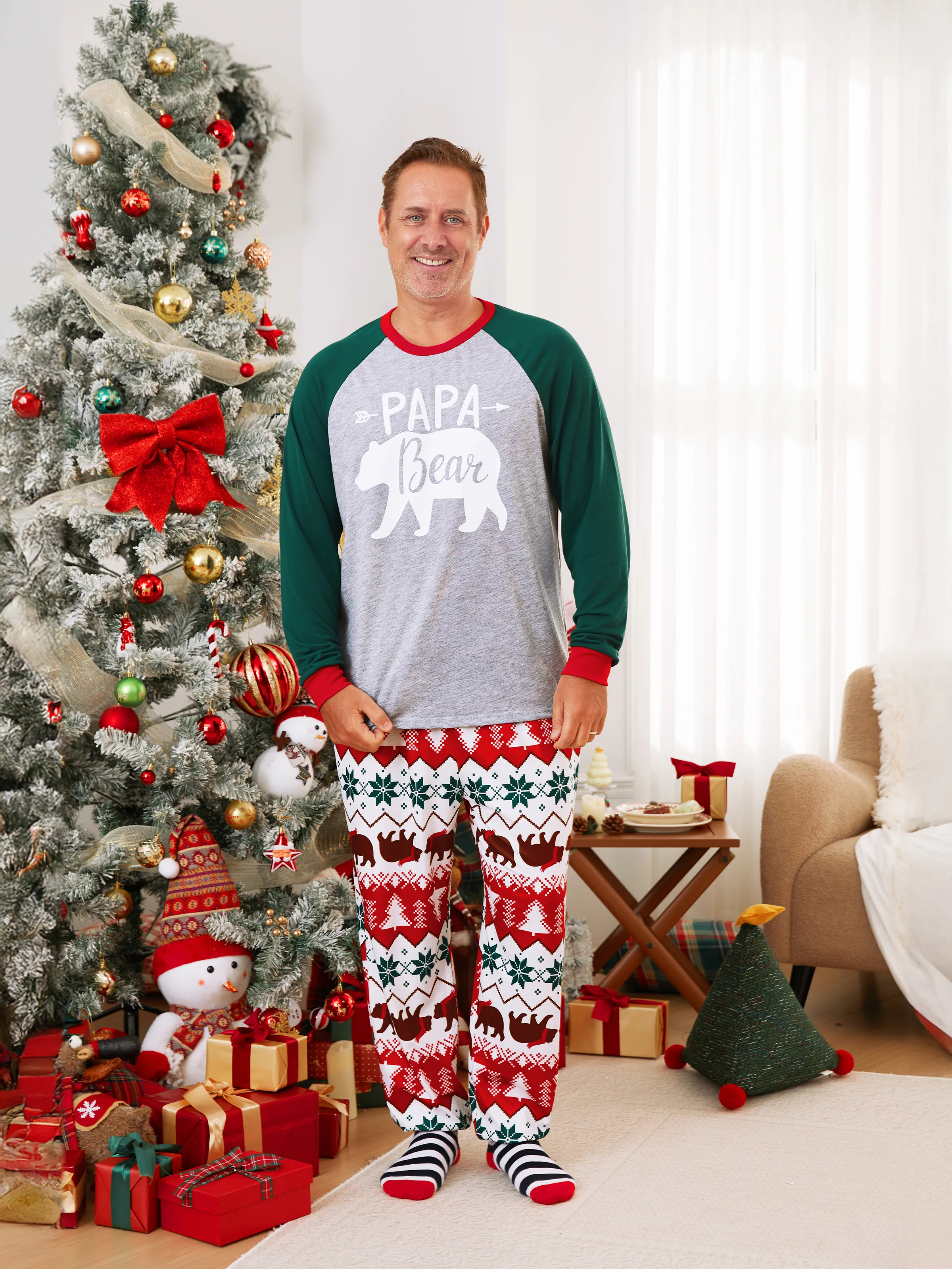 

Family Christmas Pajamas Raglan Sleeves Polar Bear Graphic Allover Pattern Pants PJS with Drawstring and Pockets