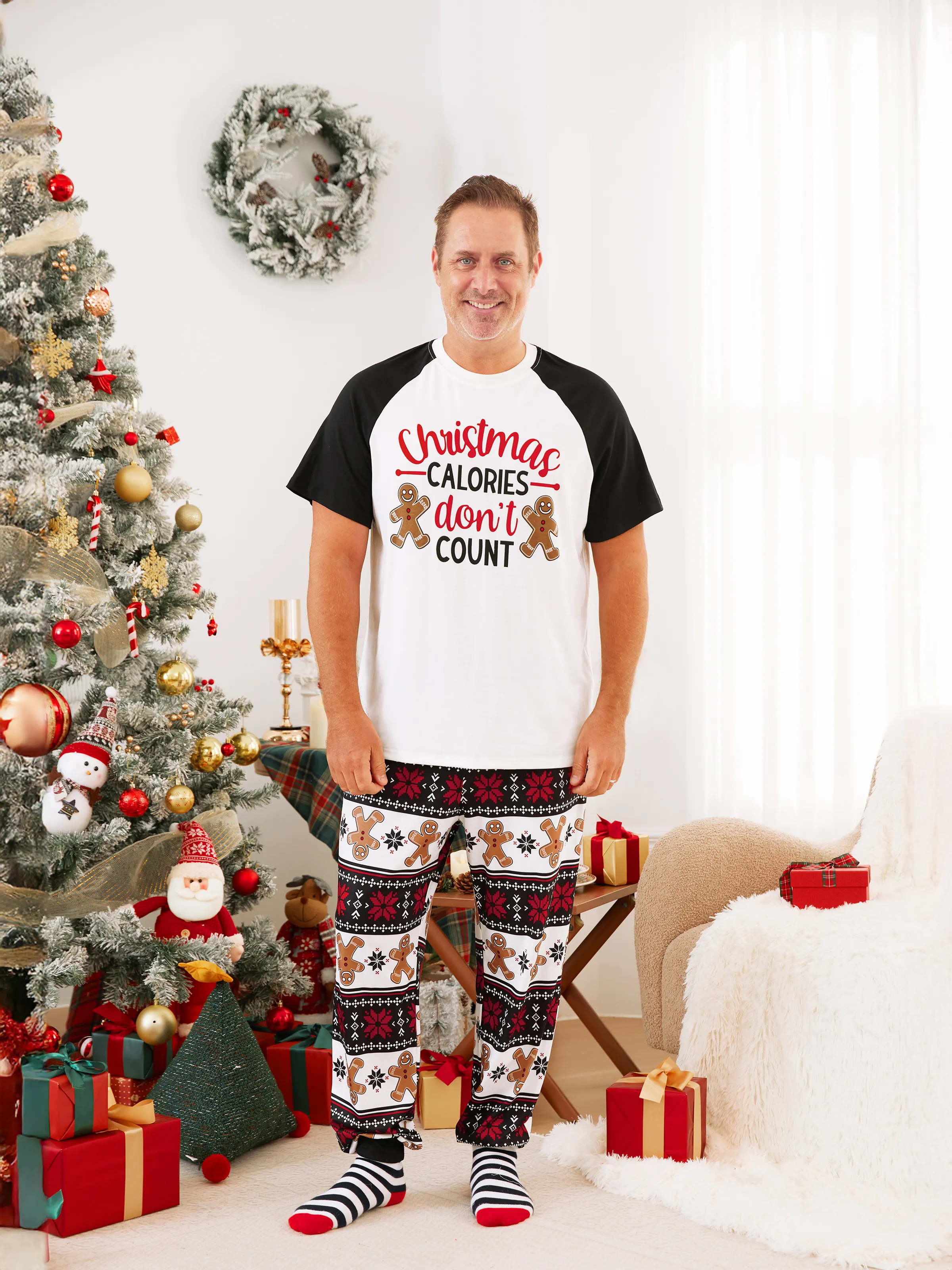 

Christmas Family Matching Gingerbread Man Print Short-sleeve Pajamas Sets