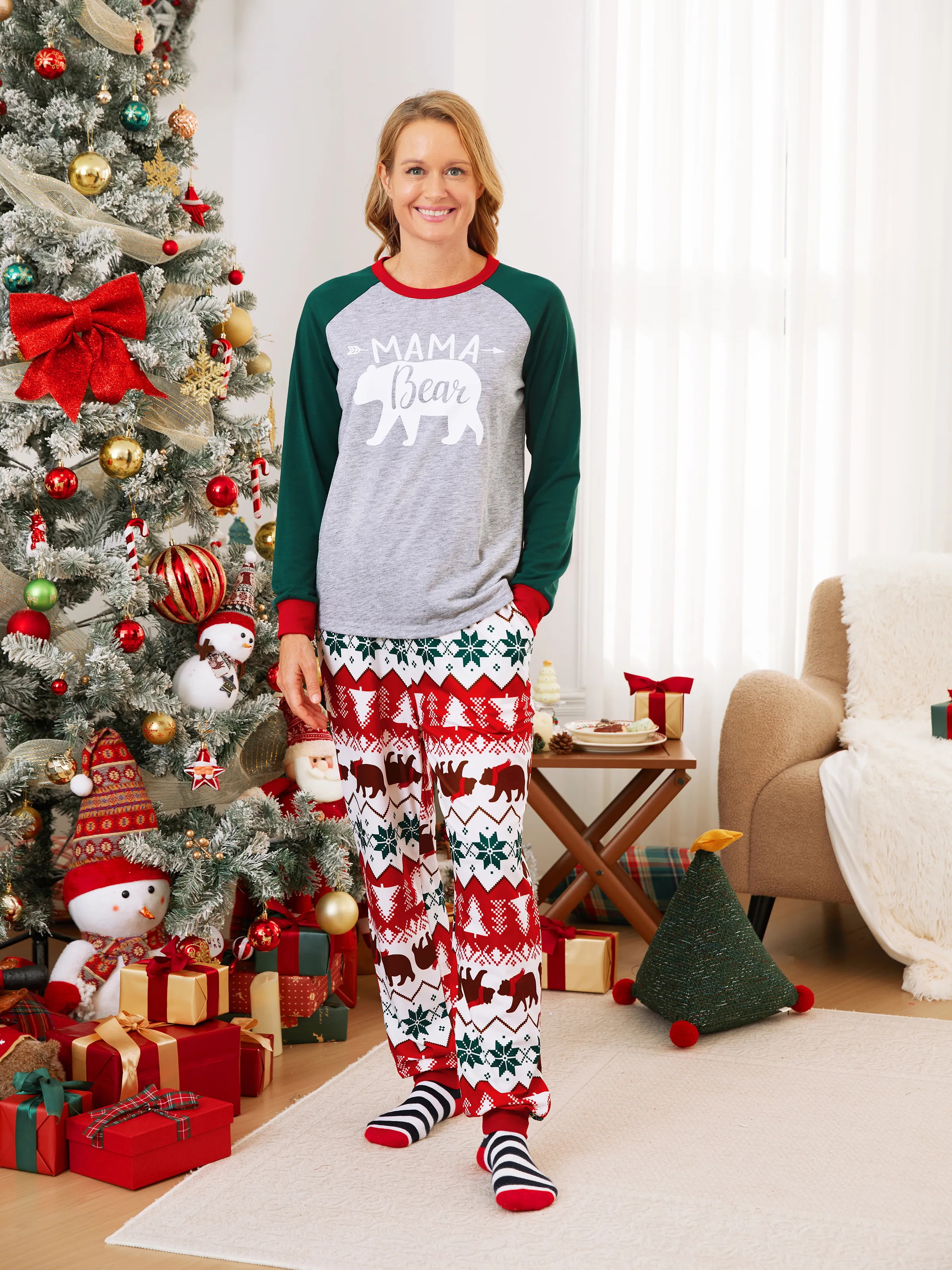 

Family Christmas Pajamas Raglan Sleeves Polar Bear Graphic Allover Pattern Pants PJS with Drawstring and Pockets