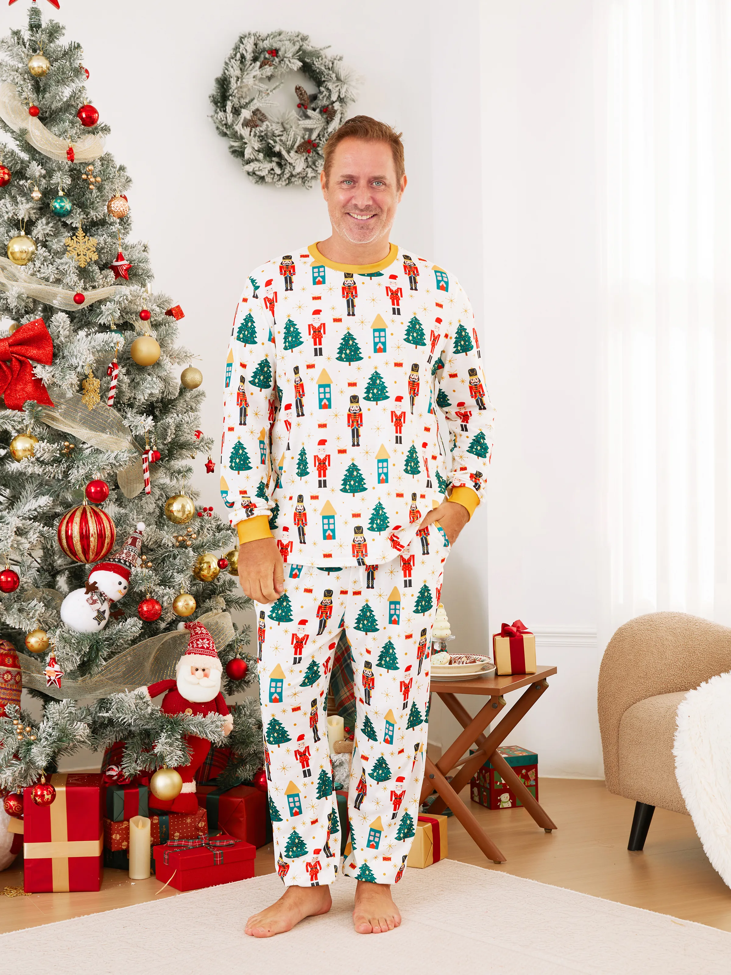 

Christmas Family Matching Nutcracker Pattern Long Sleeves Pajamas Sets