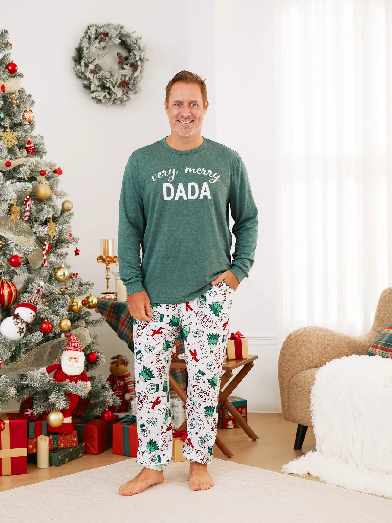 

Christmas Family Matching Long Sleeves Very Merry Green Tops Allover Pattern Pants Pajamas Sets ( Flame Resistant )