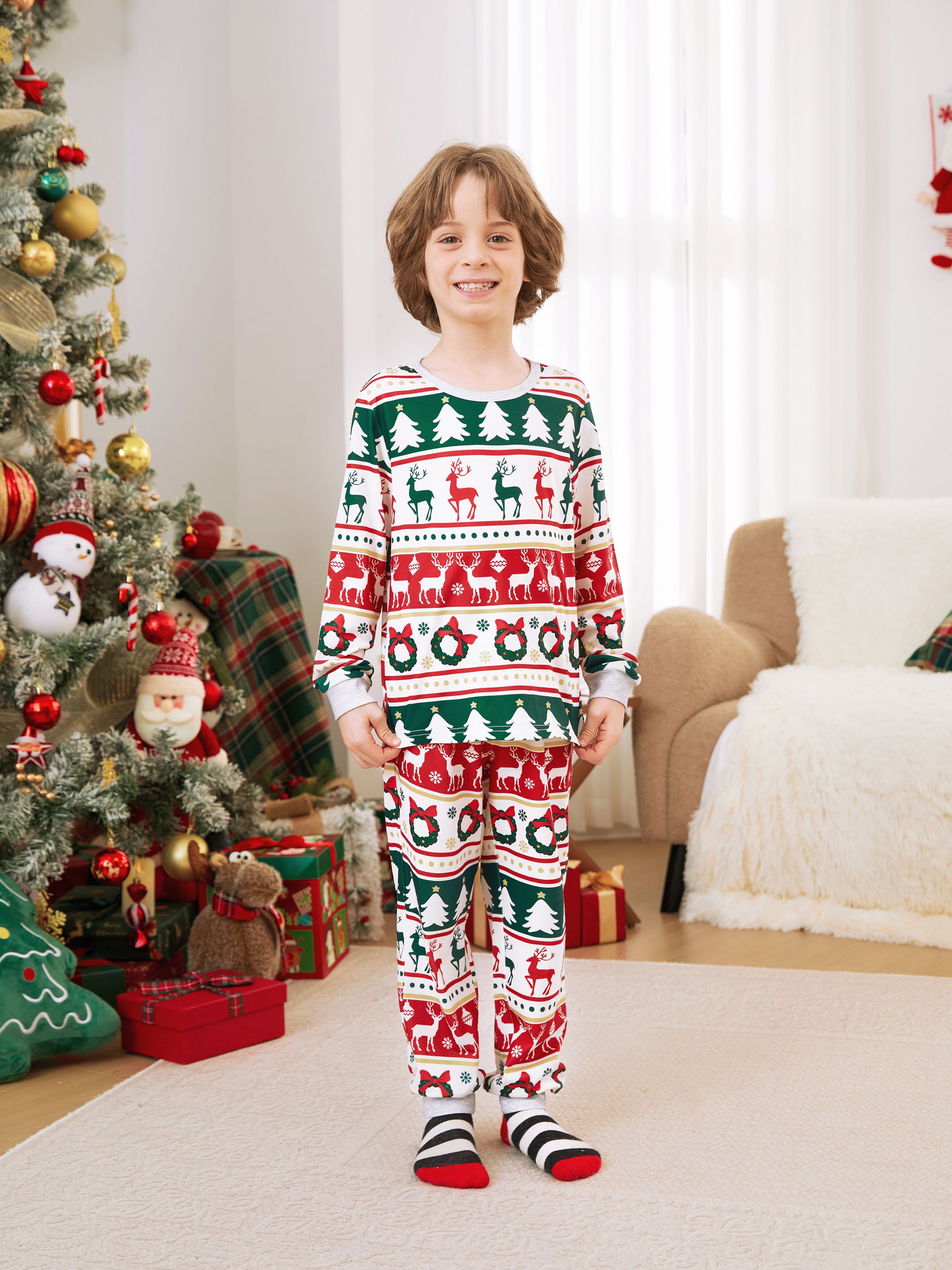 

Christmas Pajamas Family Matching Allover Reindeer/Xmas Tree Pattern PJs Sets