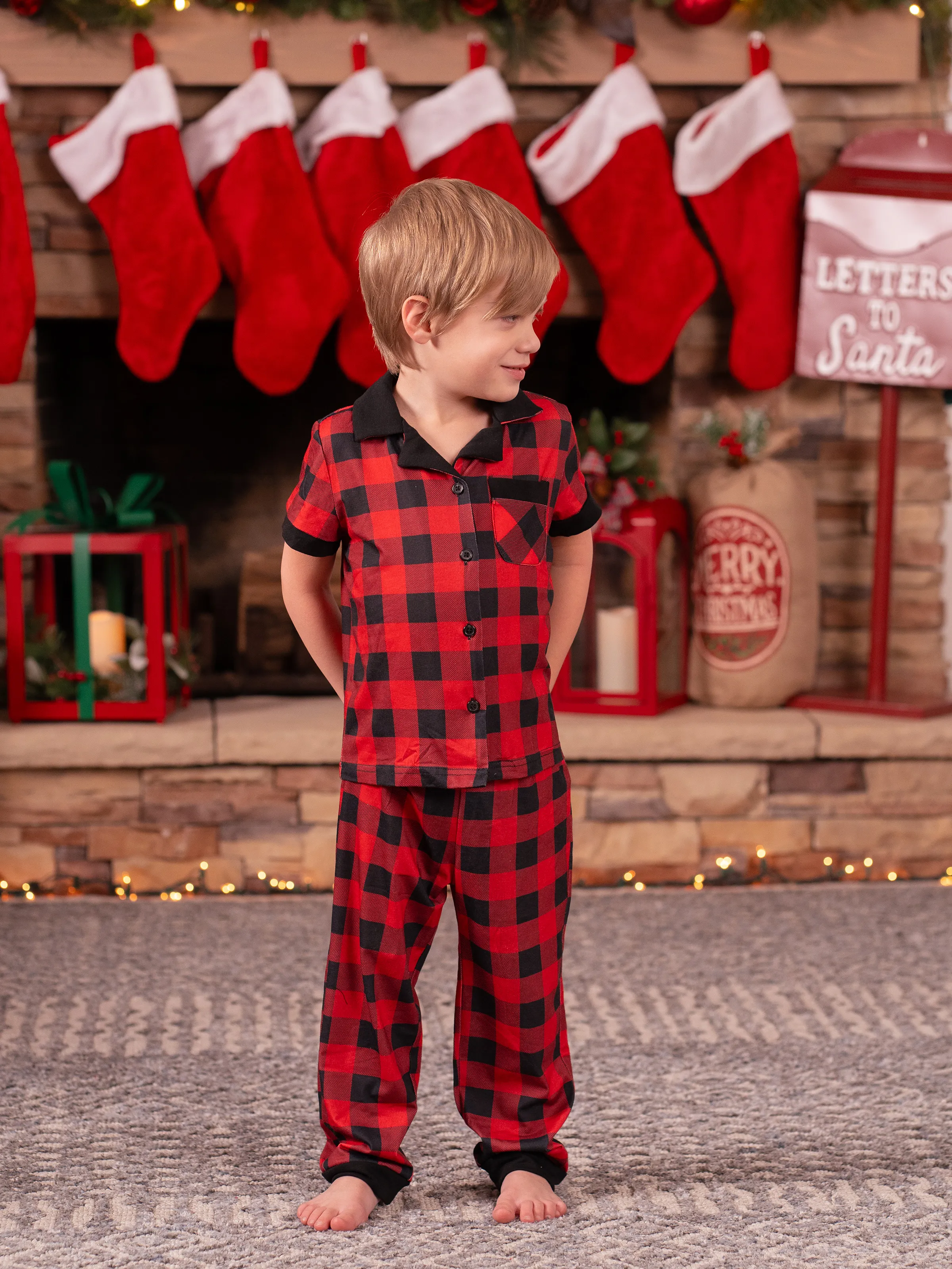 

Christmas Pajamas Short Sleeves Red & Black Plaid Collared Pajamas Sets