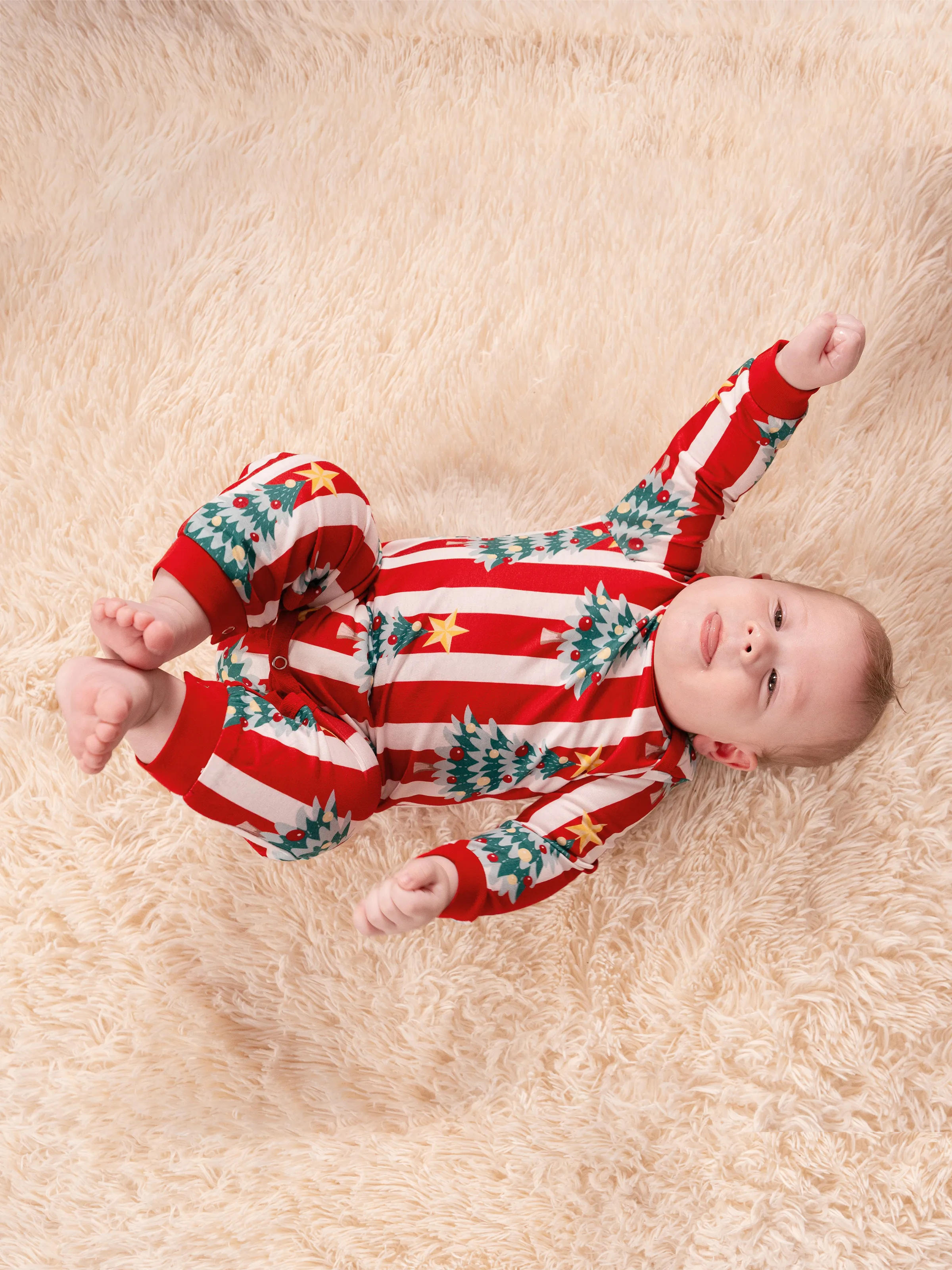 

Christmas Family Matching Trees Print Stripes Long-sleeve Pajamas Sets