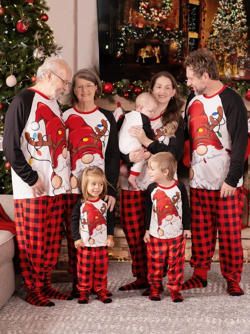 Family Christmas Pajamas Santas Gnome Red Black Pajamas Sets