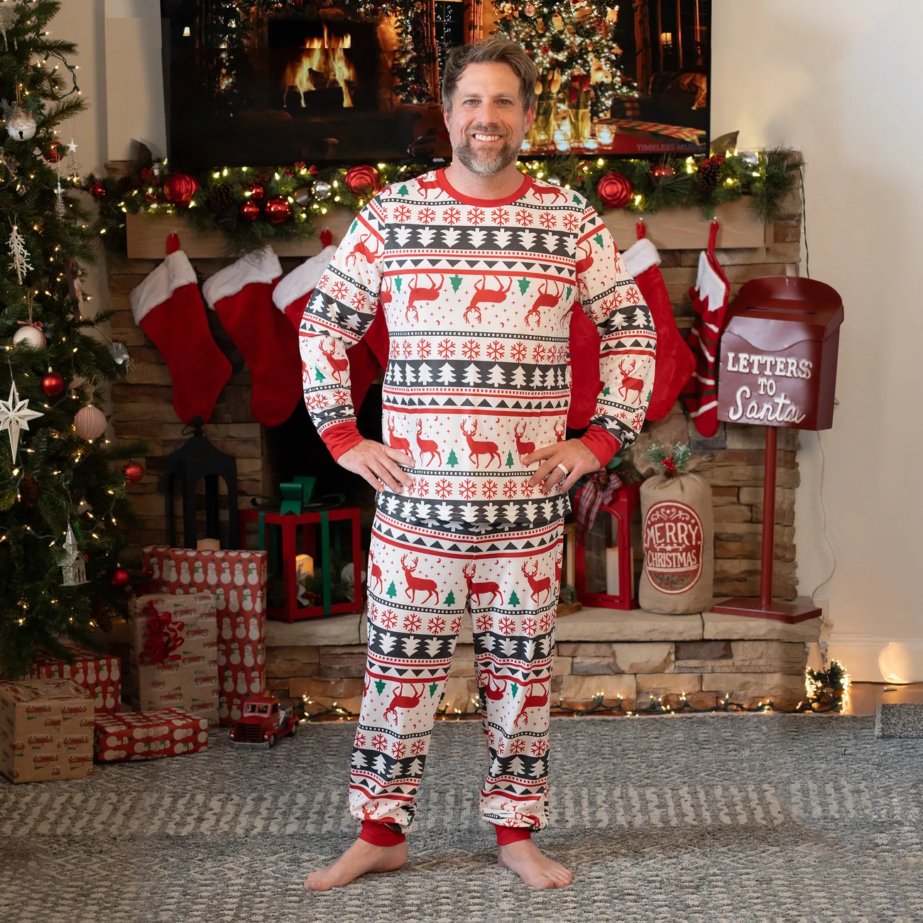 Family Christmas Pajamas All Over Reindeer Print Long-sleeve(SGS Certied Safety)