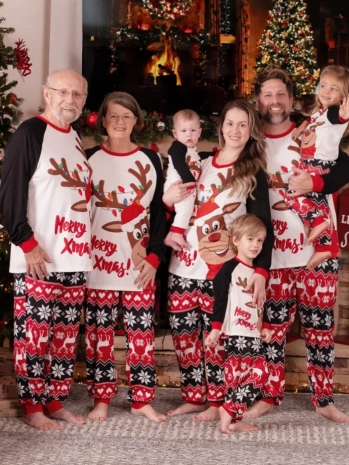 Christmas Reindeer Print Family Matching Pajamas Sets 