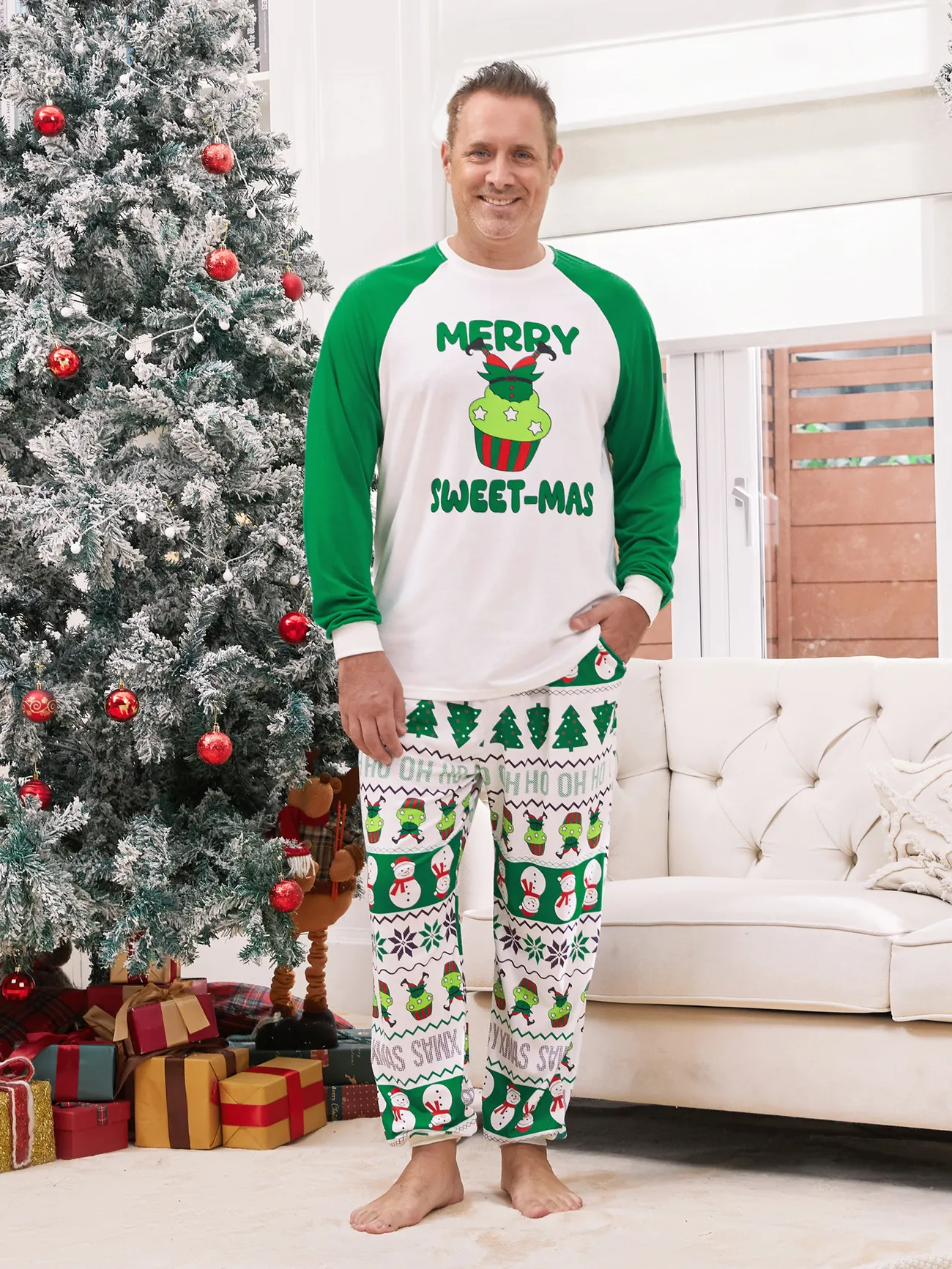 

Christmas Pajamas Matching Family Raglan Sleeves ELF Leg Cup Cake Graphic Pajamas Sets