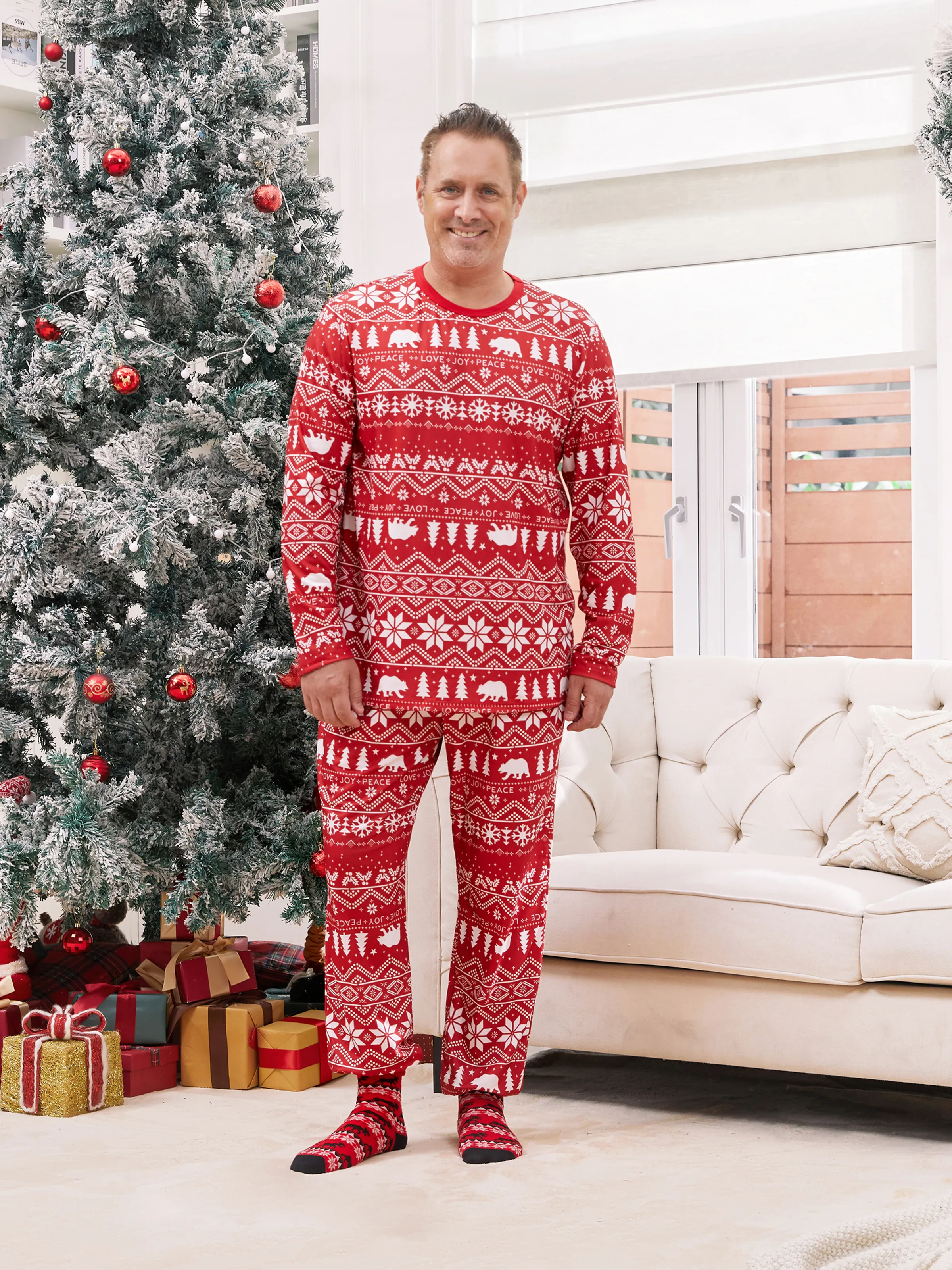 conjuntos de pijamas a juego familiares con estampado navideño tradicional (resistentes al fuego)