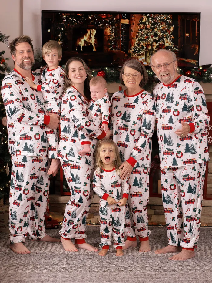 Matching Christmas Pajamas Tree & Car Print White Long-sleeve Pajamas Sets