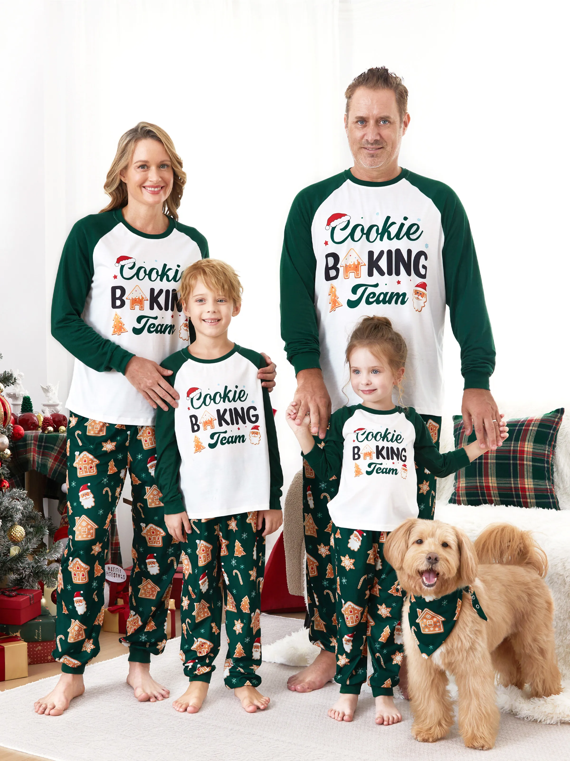 Christmas Family Matching Raglan Sleeves Gingerbread House Pattern Pajamas Sets with Drawstring and Pockets (Flame Resistant)