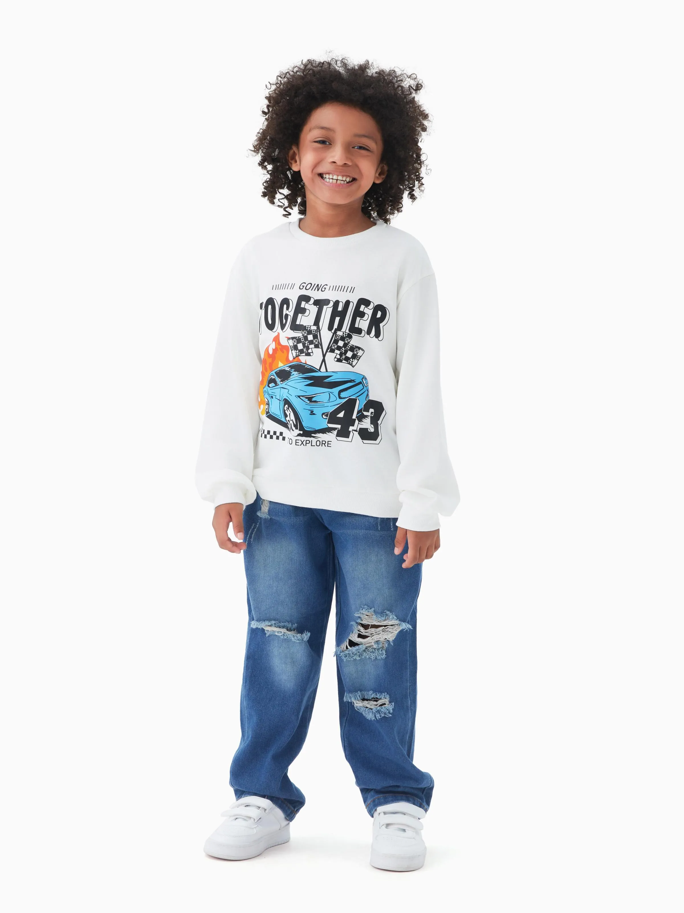 

2pcs Kid boy Avant-garde Vehicle print Sweatshirt and Denim Jeans Set