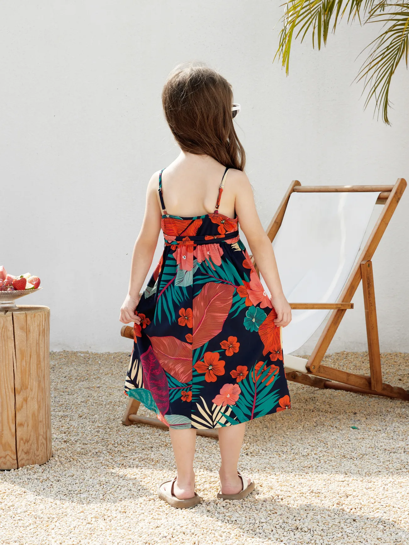 Girl - Family Matching Sets Floral Panel Black tee and V-neck Strap Dress with Hidden Snap - Deep Blue - image 10