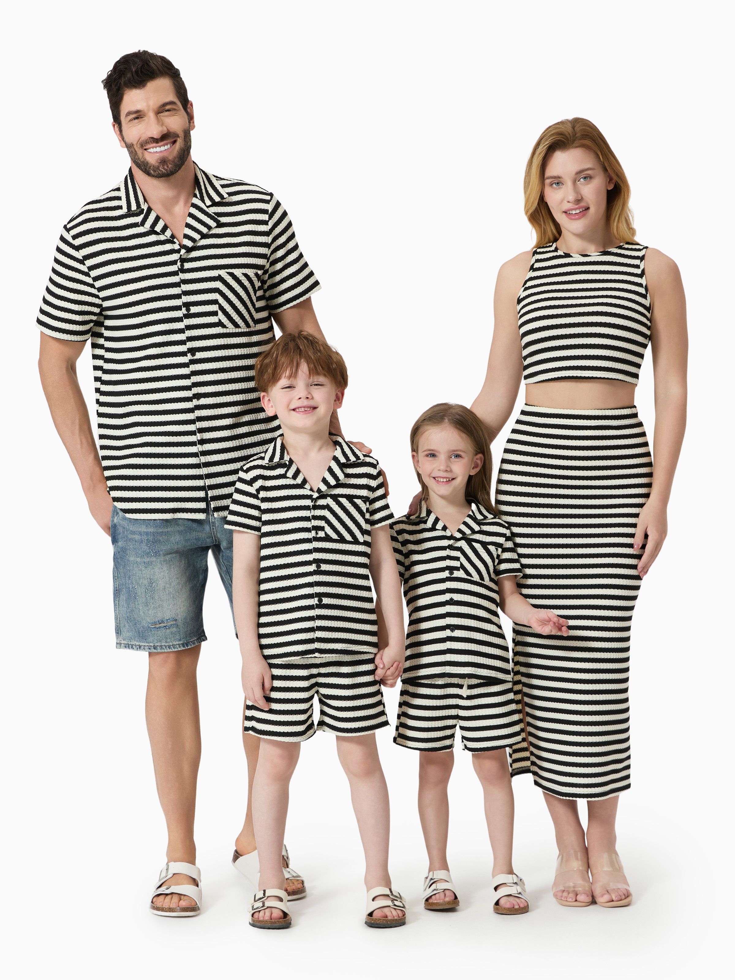 Family Matching 黑色和白色條紋翻領上衣或套裝