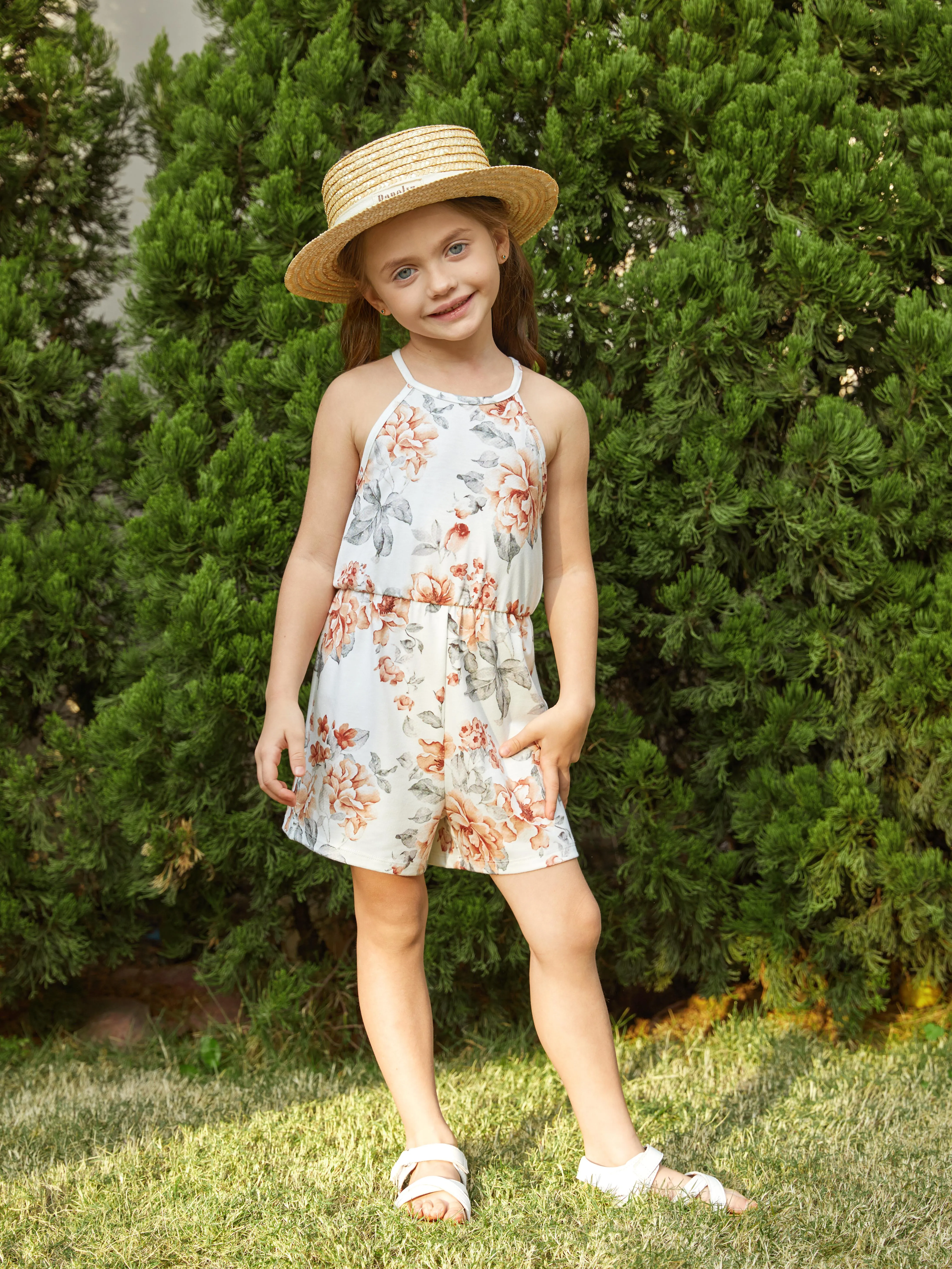 

Kid Girl Floral Print Halterneck Jumpsuit