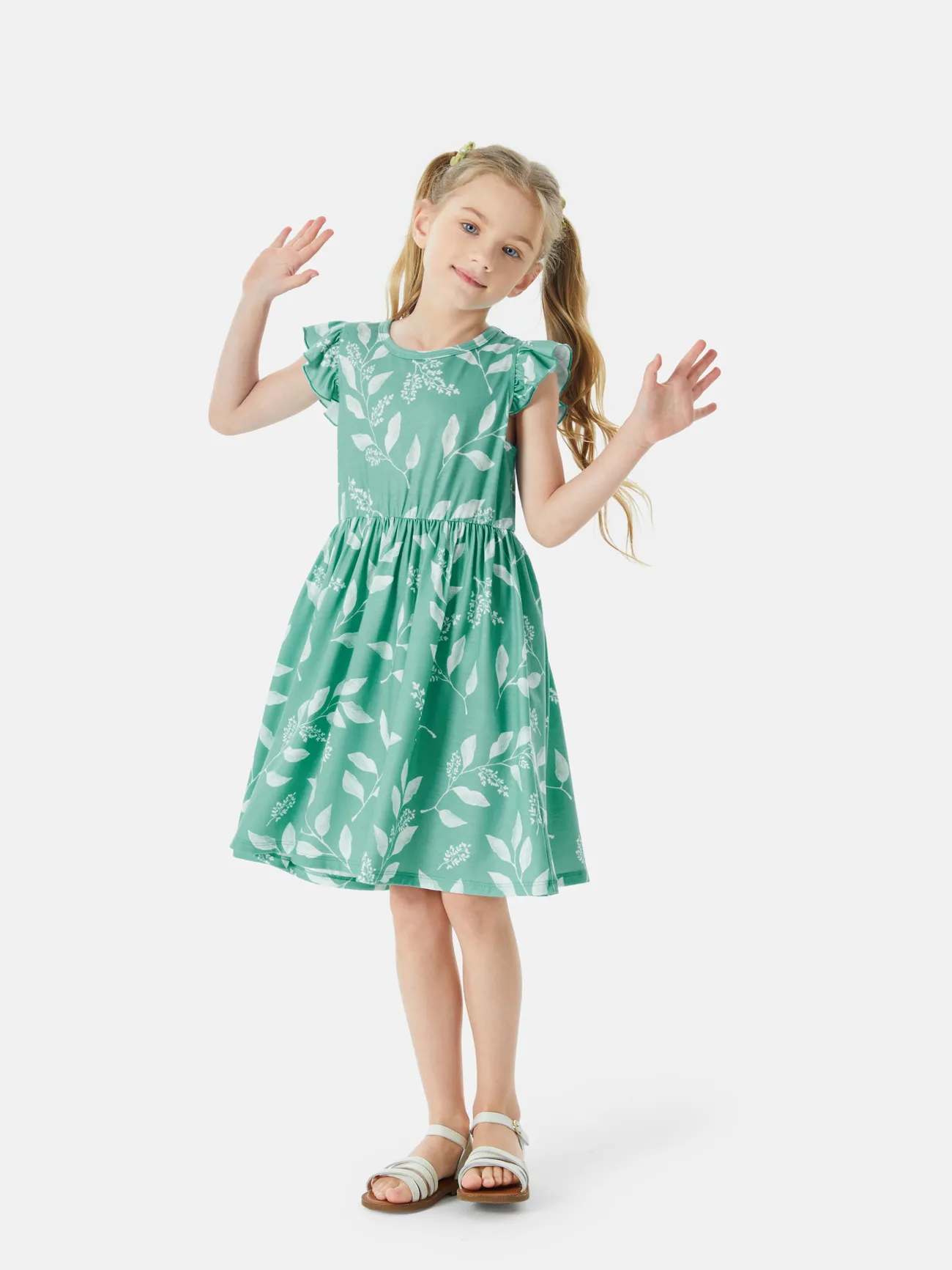 

Toddler Girl Sweet Flutter-sleeve Floral Dress