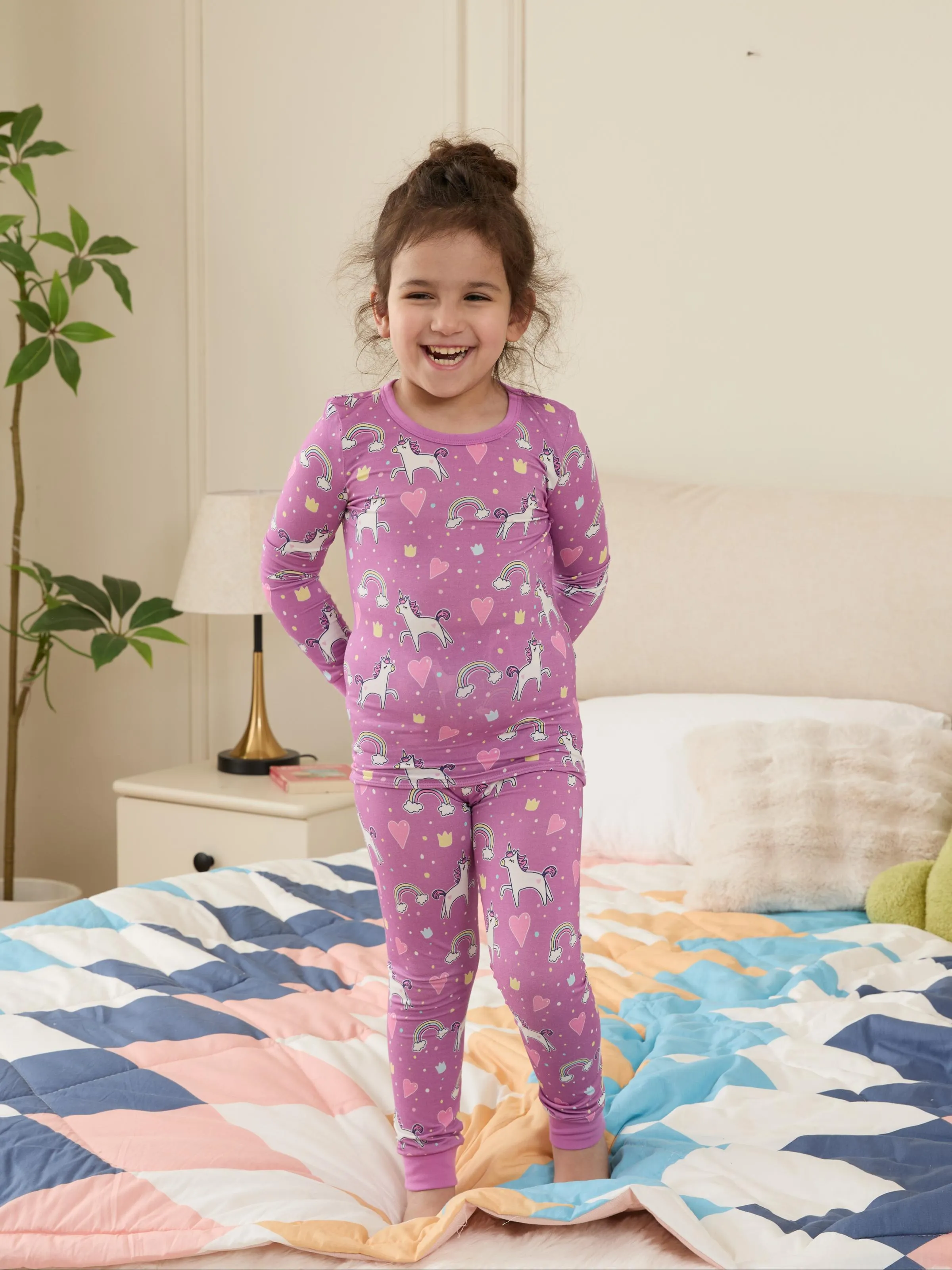 

Bamboo Viscose Baby/Toddler 2-Piece Childlike Animal Print Snug-Fitting Pajamas Set