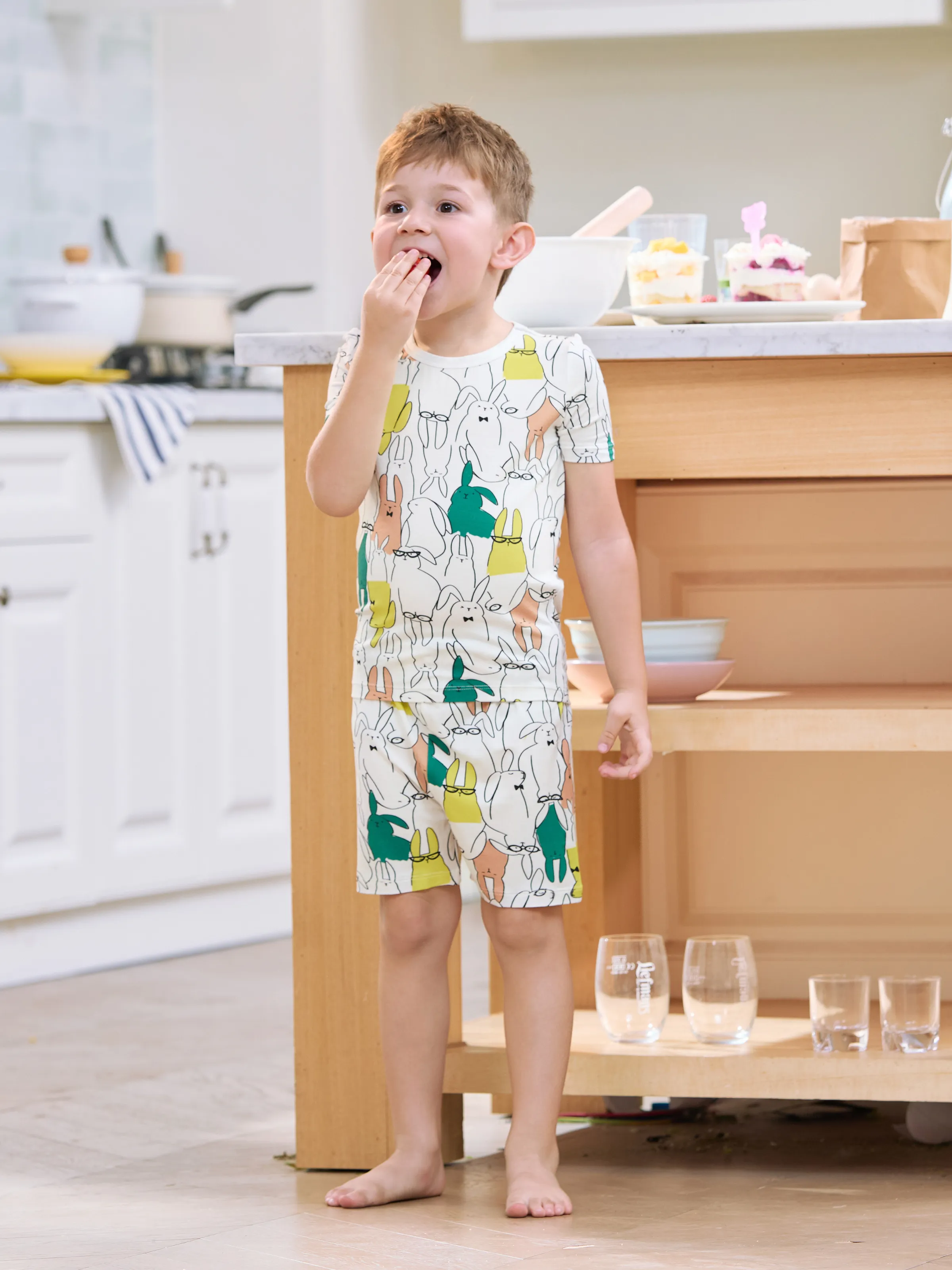 

Bamboo Family Pajamas Rabbit Print Short-sleeve Matching Pajama Set (Snug-Fitting for Children)