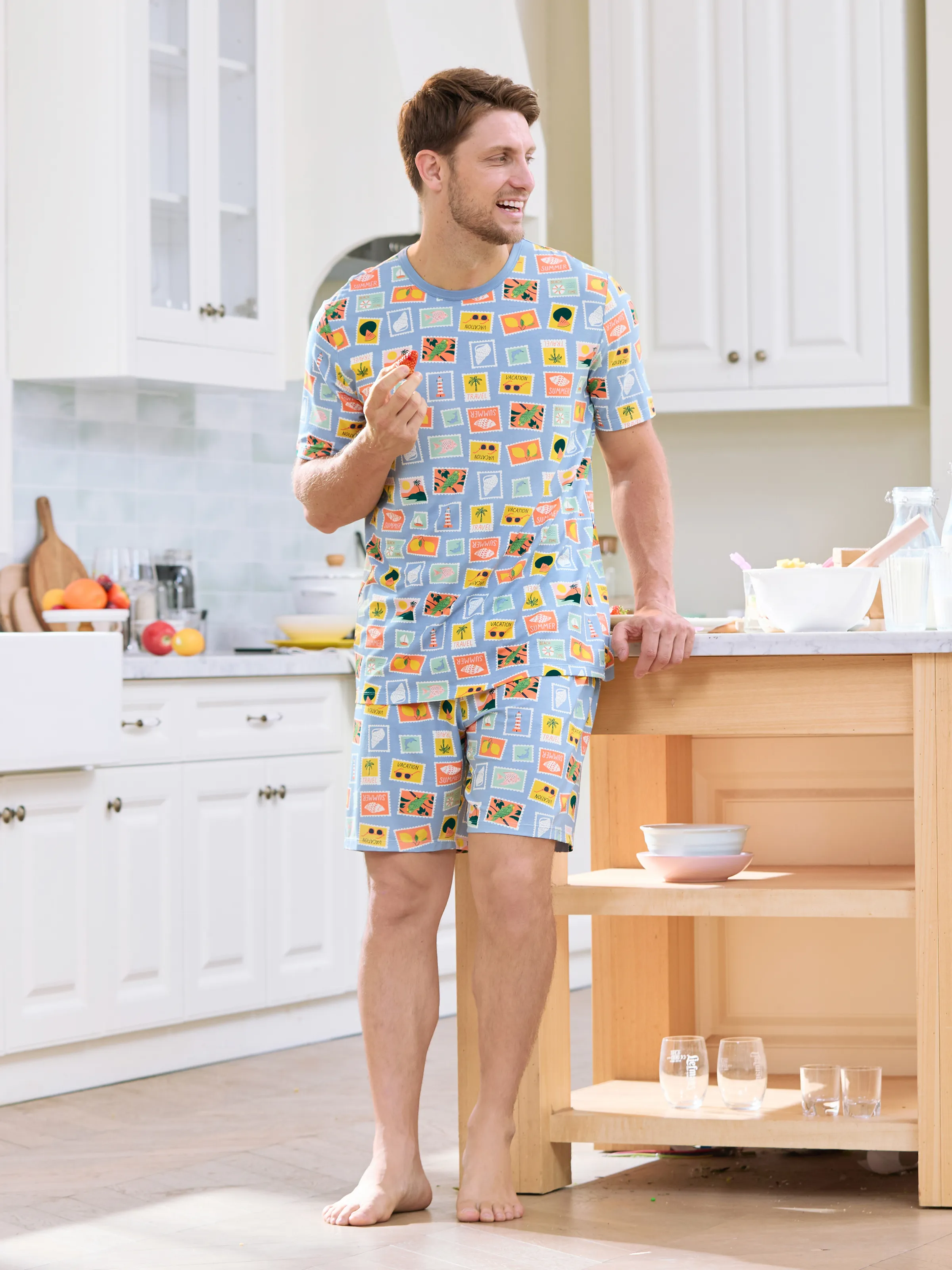 

Bamboo Family Pajamas Vacation Theme Print Short-sleeve Matching Pajama set (Snug-Fitting for Children)