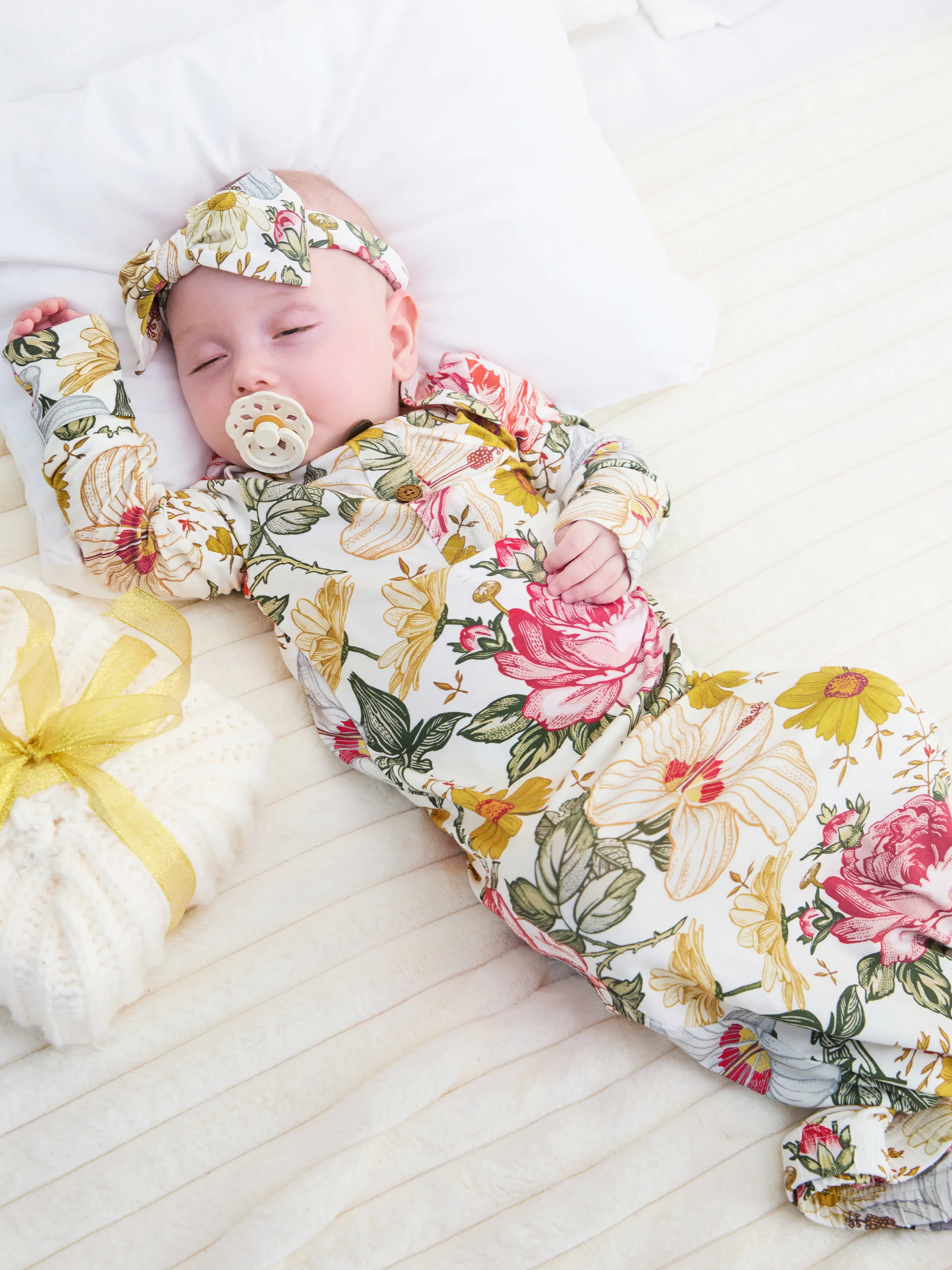 

Bamboo Baby Girl Sleeping Bag with Headband